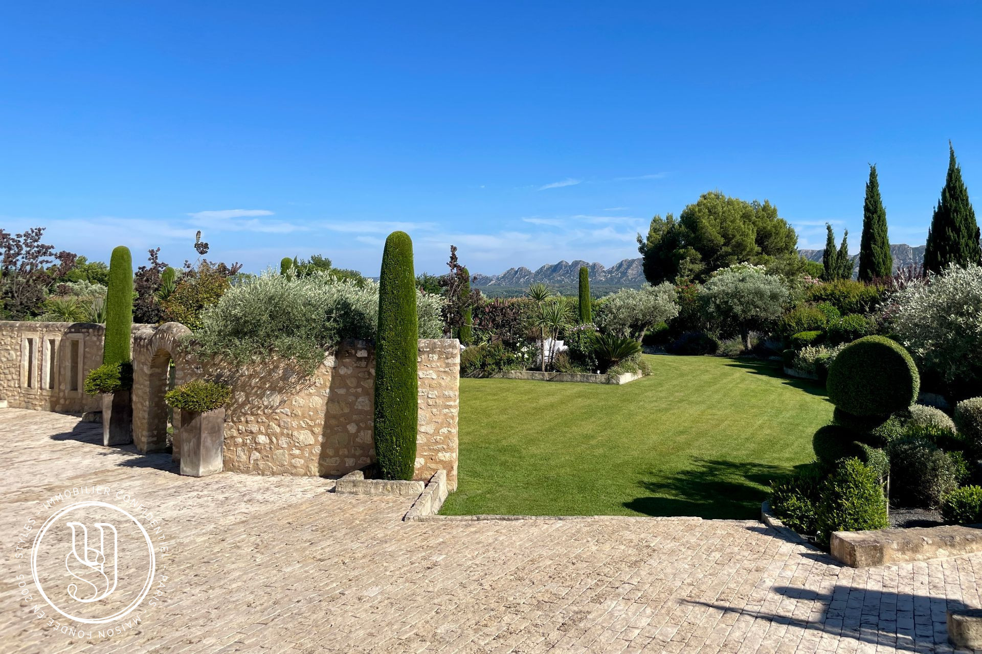 Saint-Rémy-de-Provence - Absolute rarity with panoramic view, - image 15