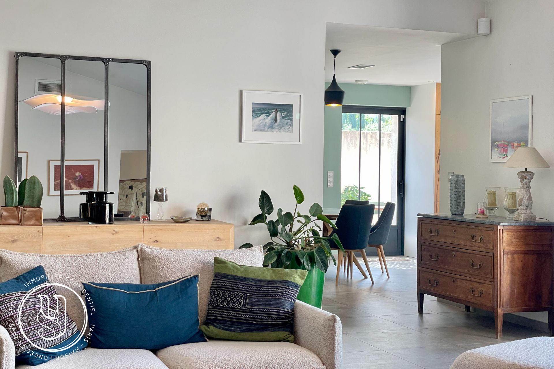 Saint-Rémy-de-Provence - Une villa contemporaine d''exception face aux Alpilles - image 14