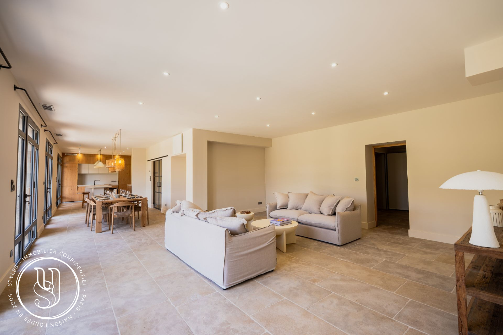 Maussane-les-Alpilles - Living in the Alpilles - image 2