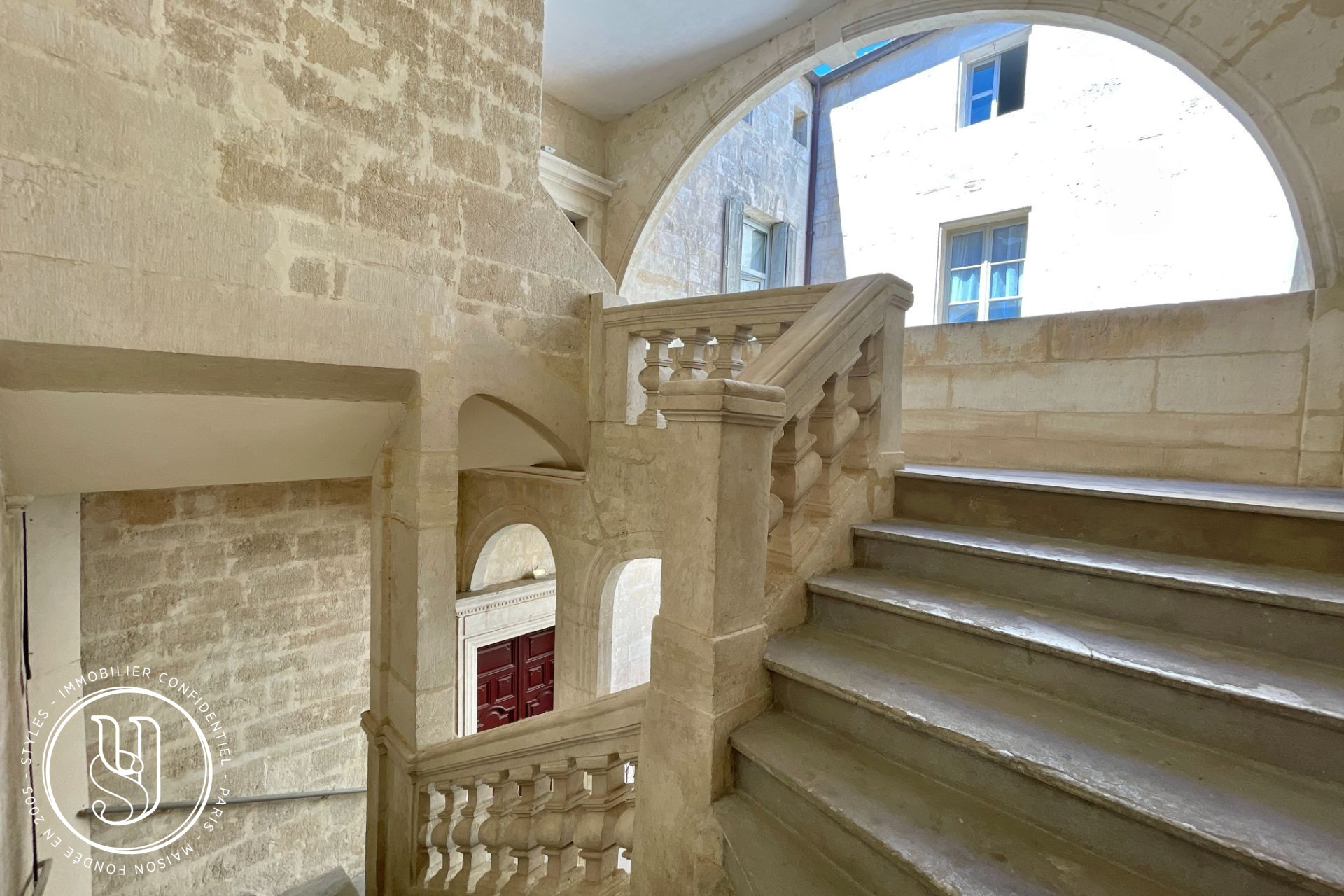 Montpellier - Foch, au calme, dans hôtel particulier remarquable - image 11