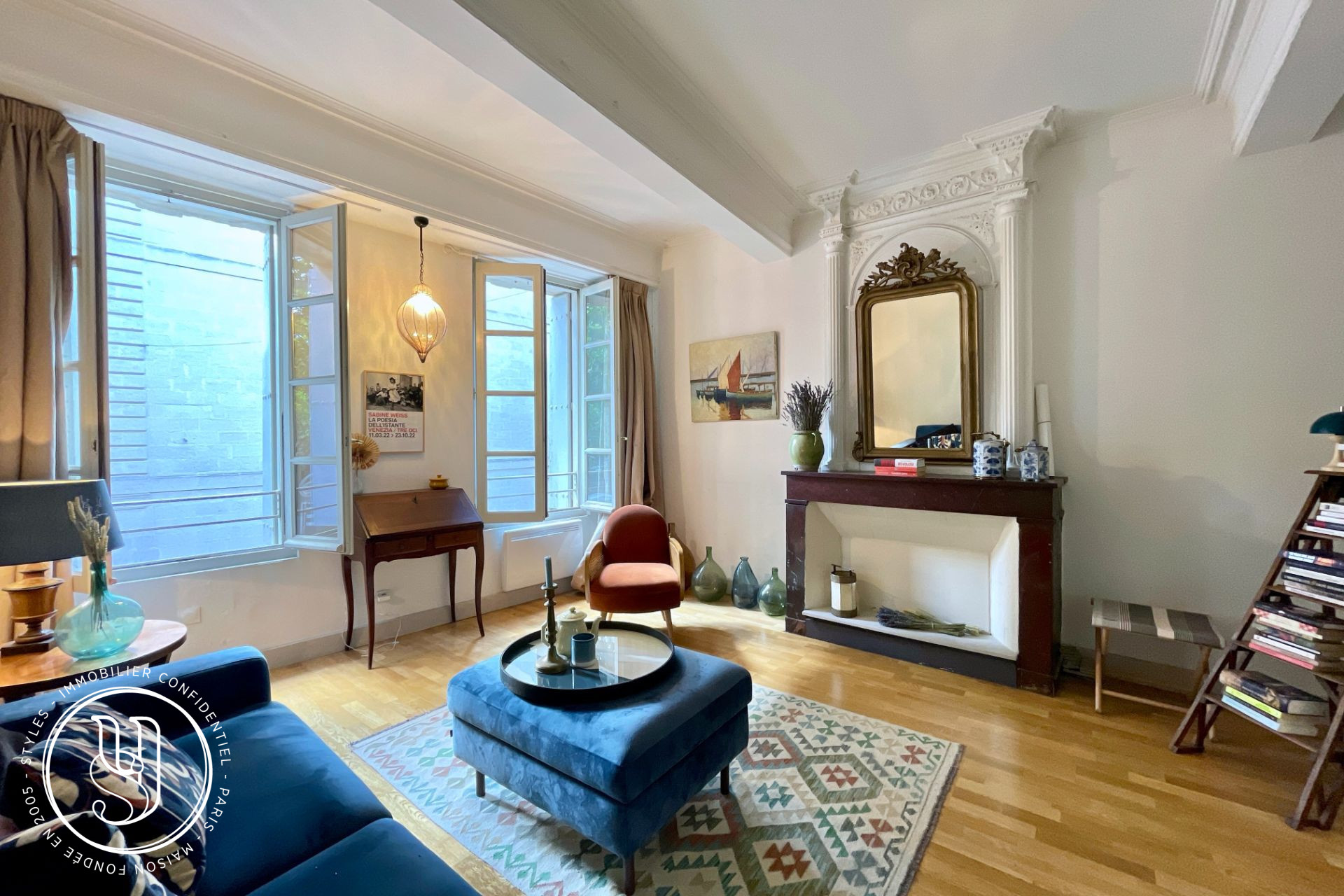 Uzès - herb square, sold, unique location, first floor - image 2