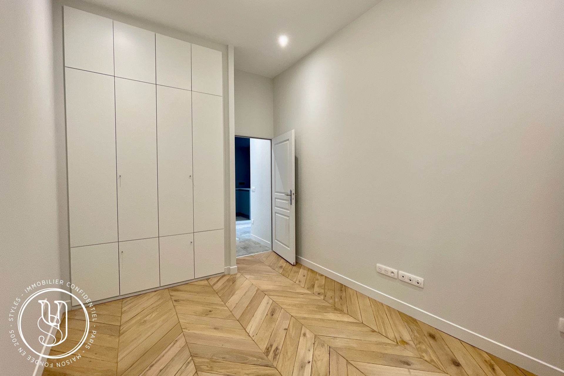 Montpellier - historic center, character, luxury catering, terrace and priva - image 11