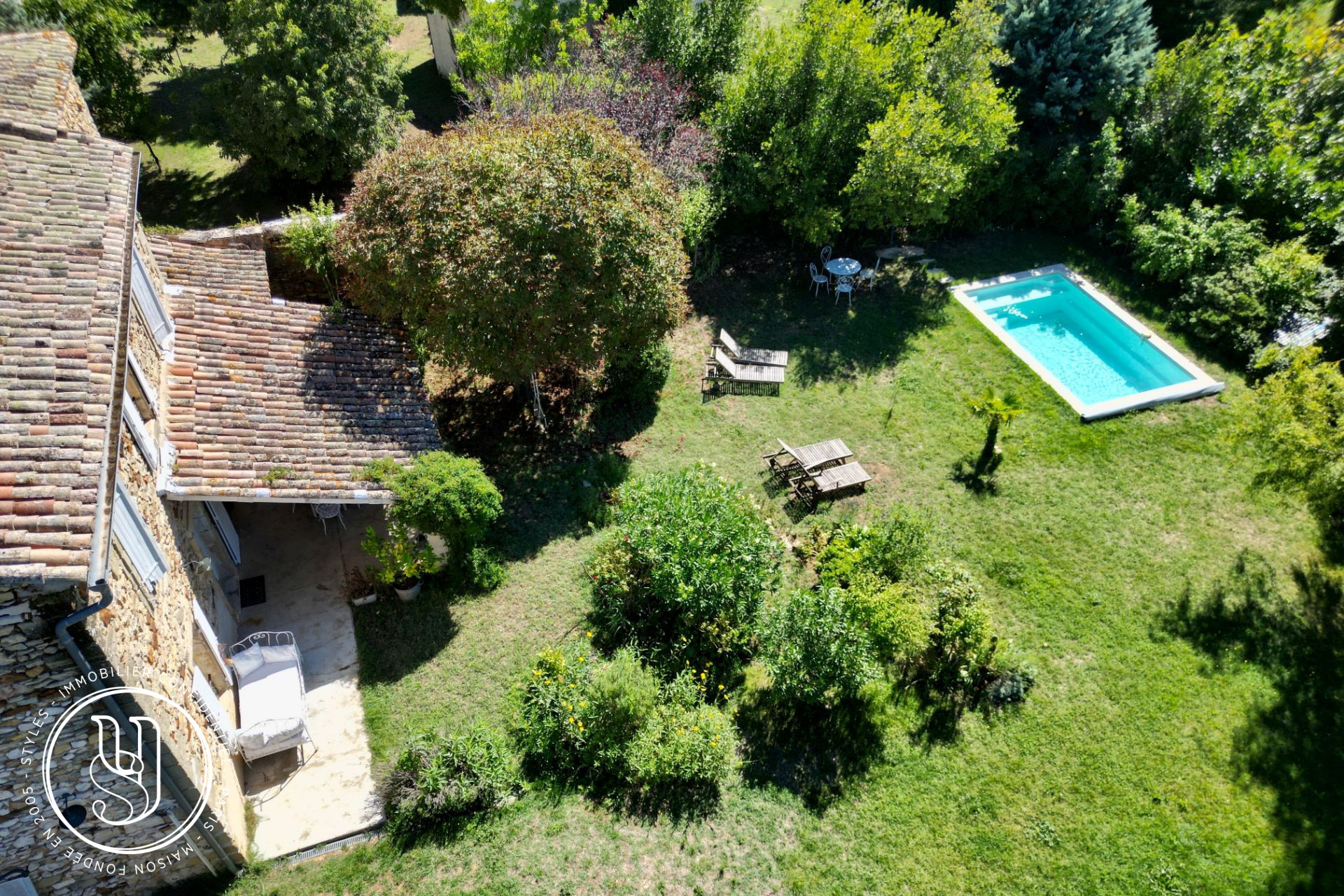 Uzès - nearby, an old farmhouse, its beautiful garden, and its outbui - image 8