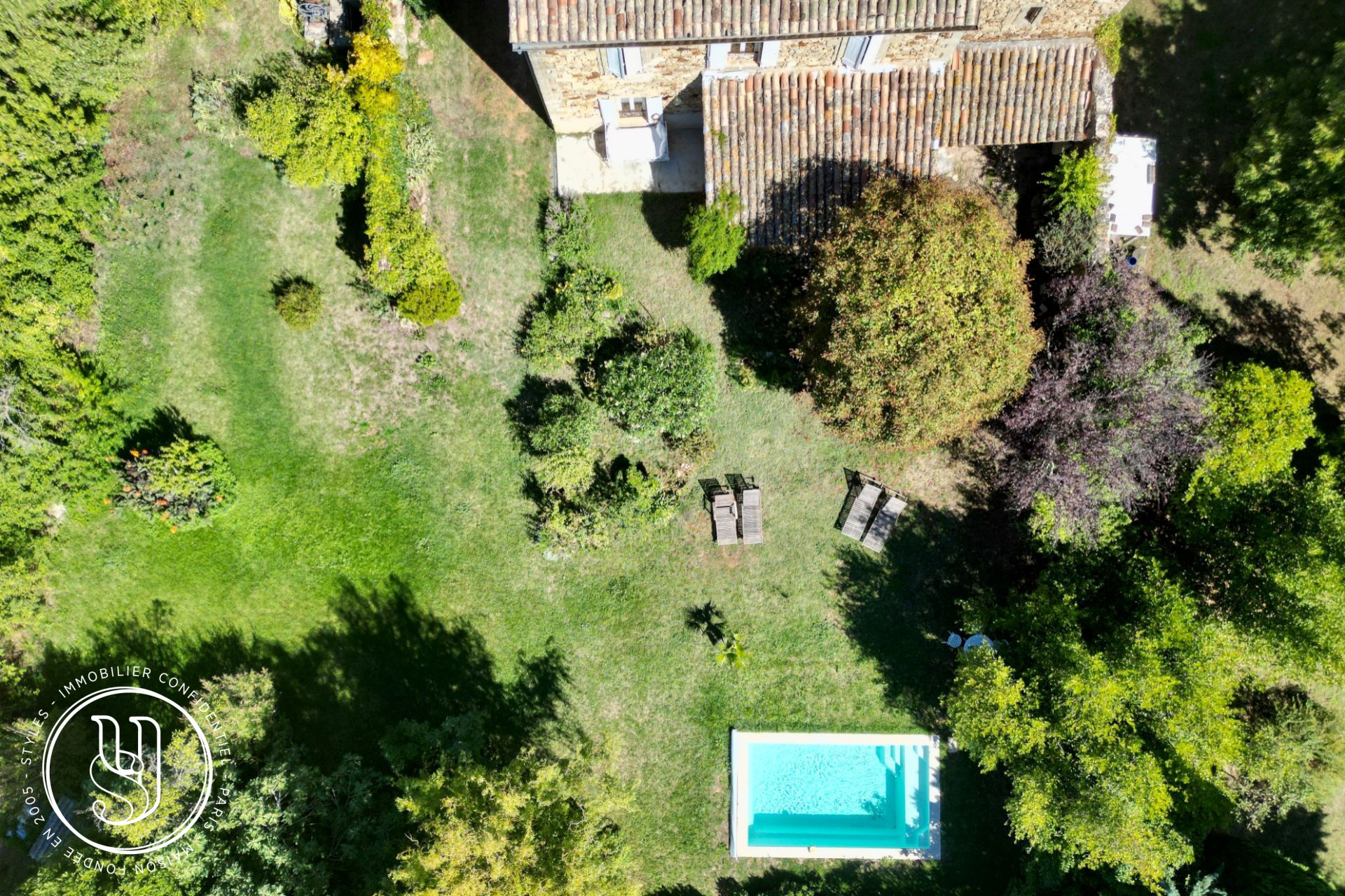 Uzès - nearby, an old farmhouse, its beautiful garden, and its outbui - image 17
