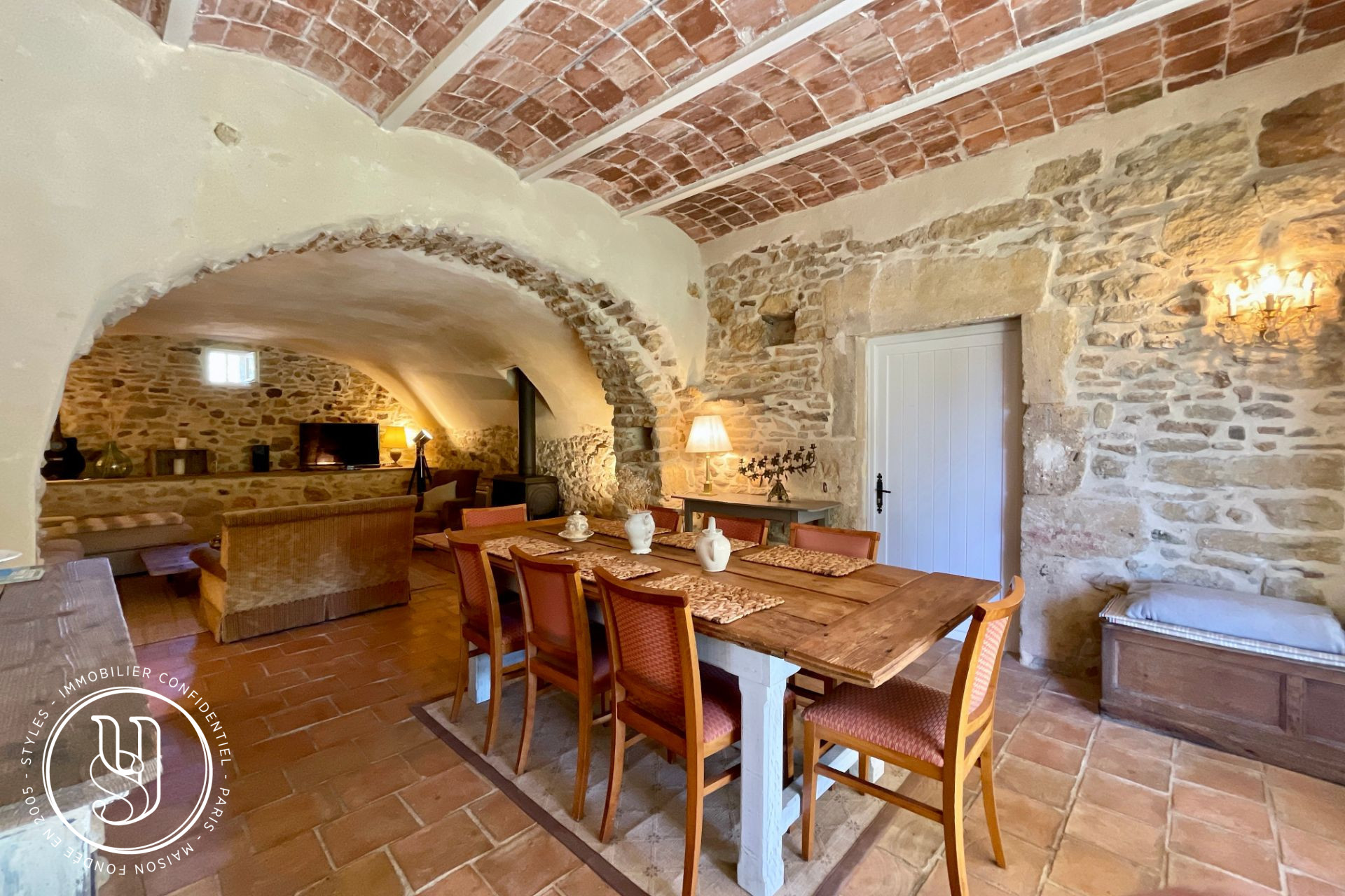 Uzès - nearby, an old farmhouse, its beautiful garden, and its outbui - image 4