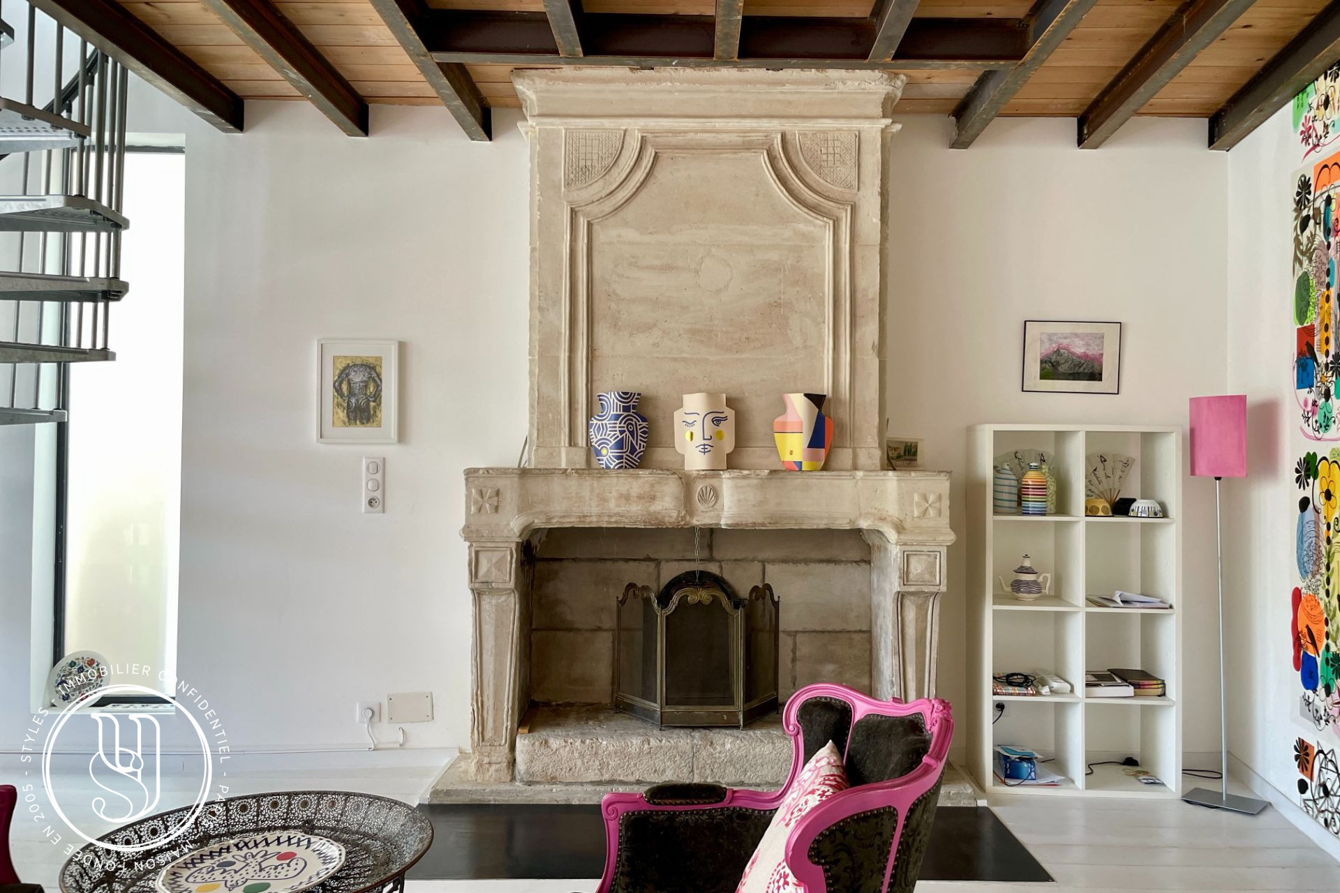 Uzès - center - a charming renovated townhouse - image 11