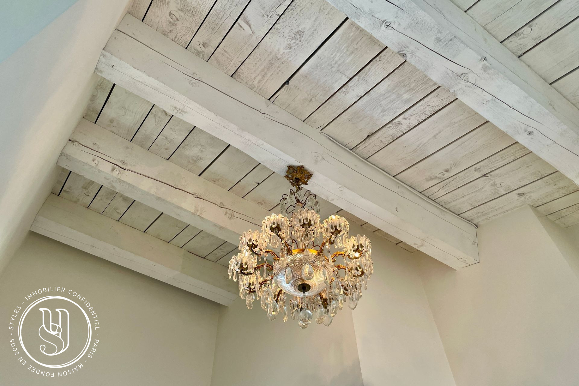 Saint-Rémy-de-Provence - A fully renovated Provençal farmhouse - image 17