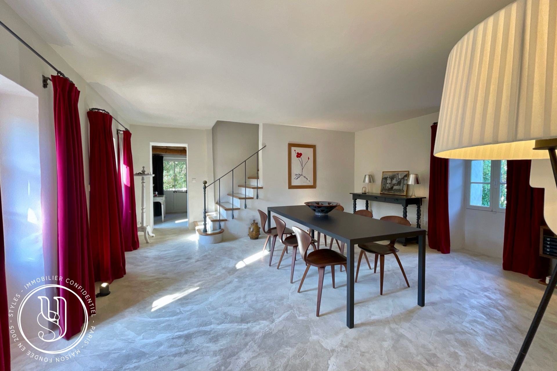 Saint-Rémy-de-Provence - A fully renovated Provençal farmhouse - image 16