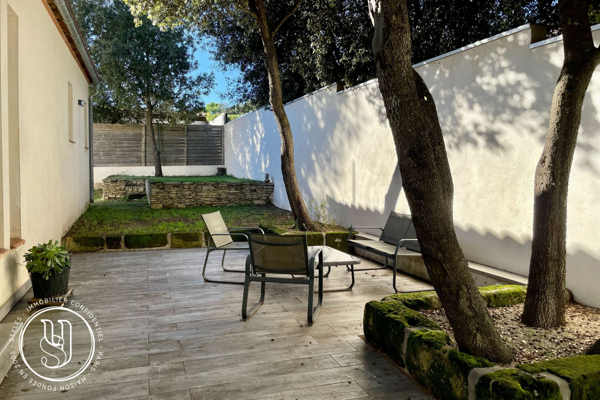 Uzès - close to the city center, a modern house. - image 2