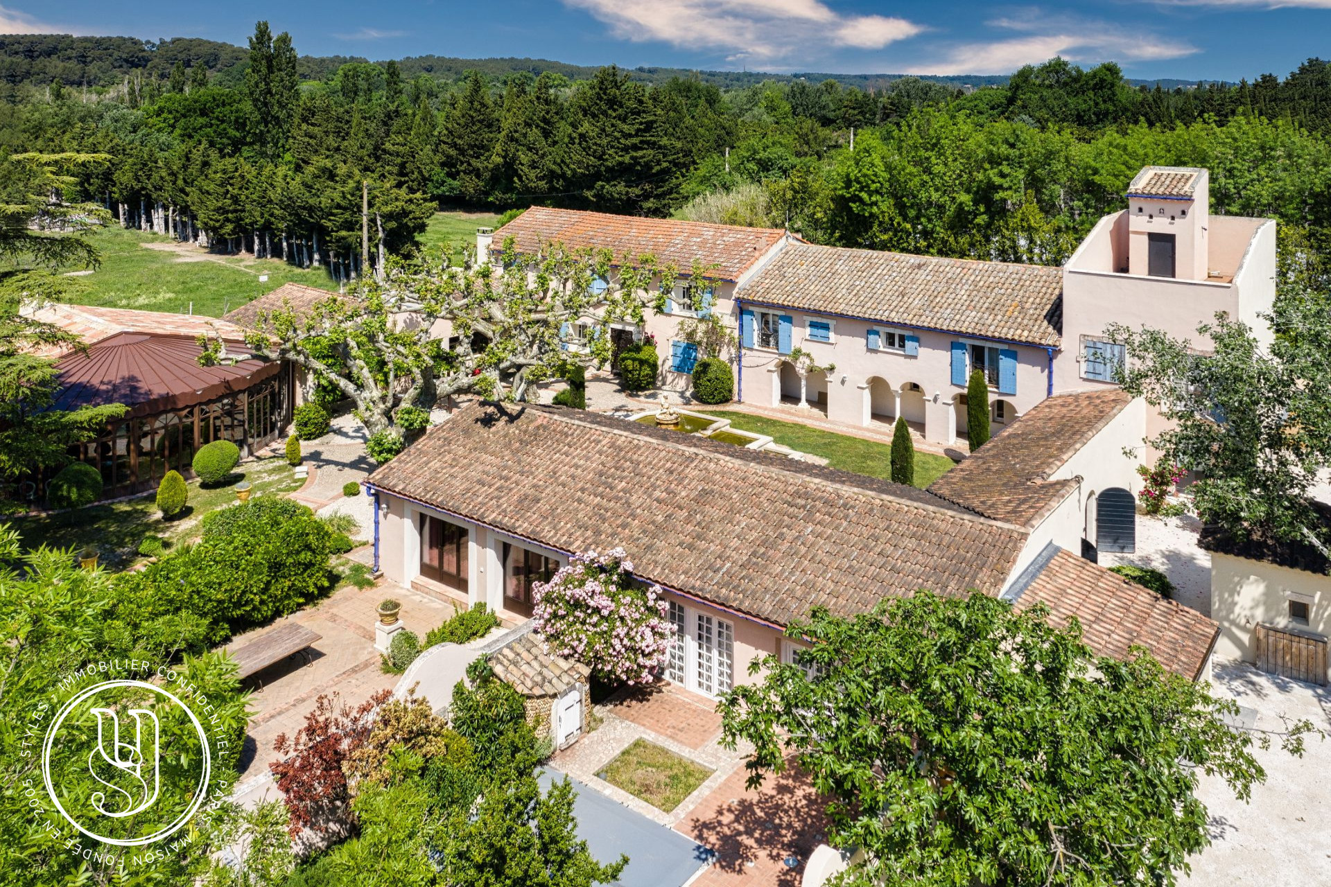 Saint-Rémy-de-Provence - proche, une demeure unique aux portes des Alpilles - image 6