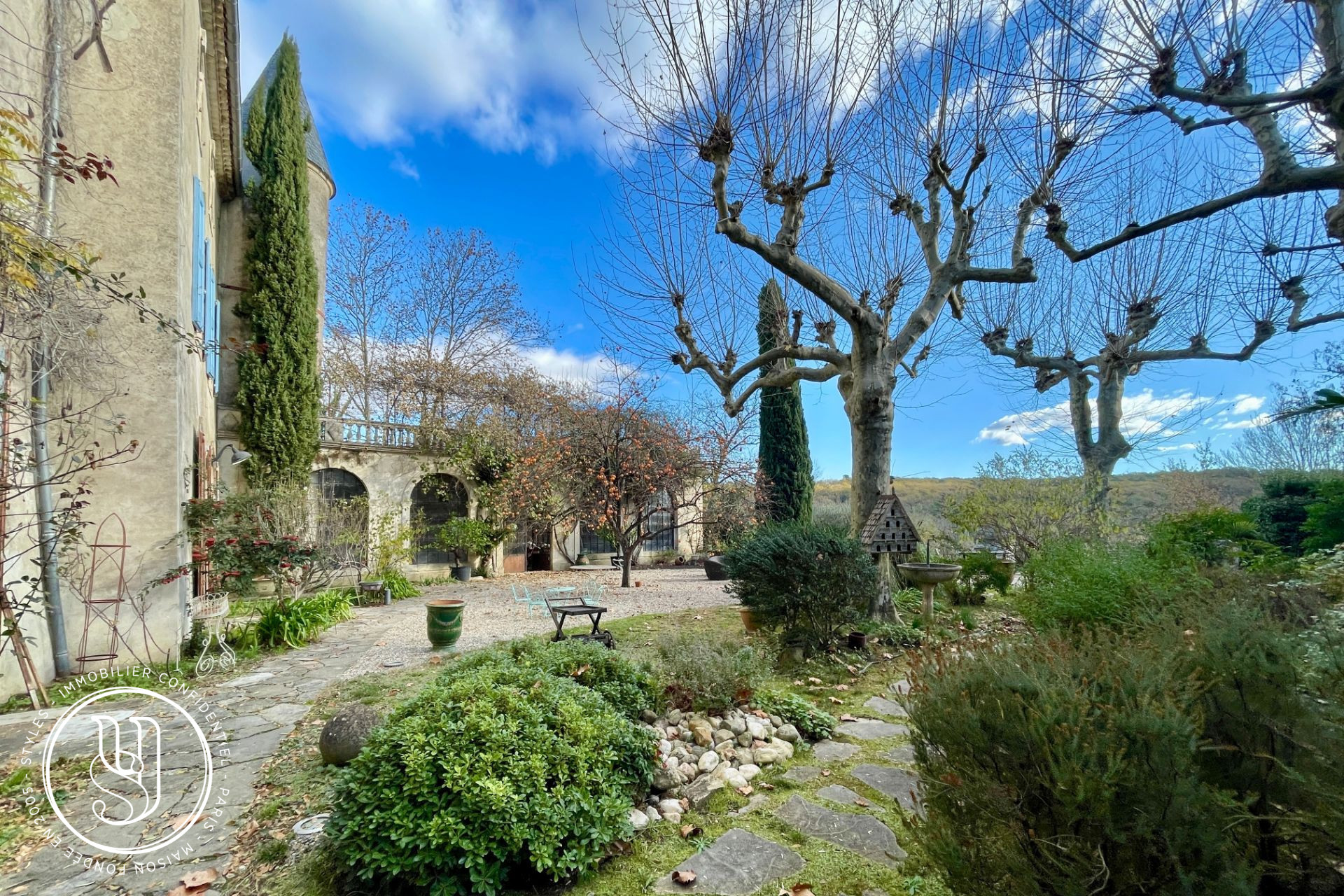 Uzès - - Cevennes, like a Tuscan castle - image 15