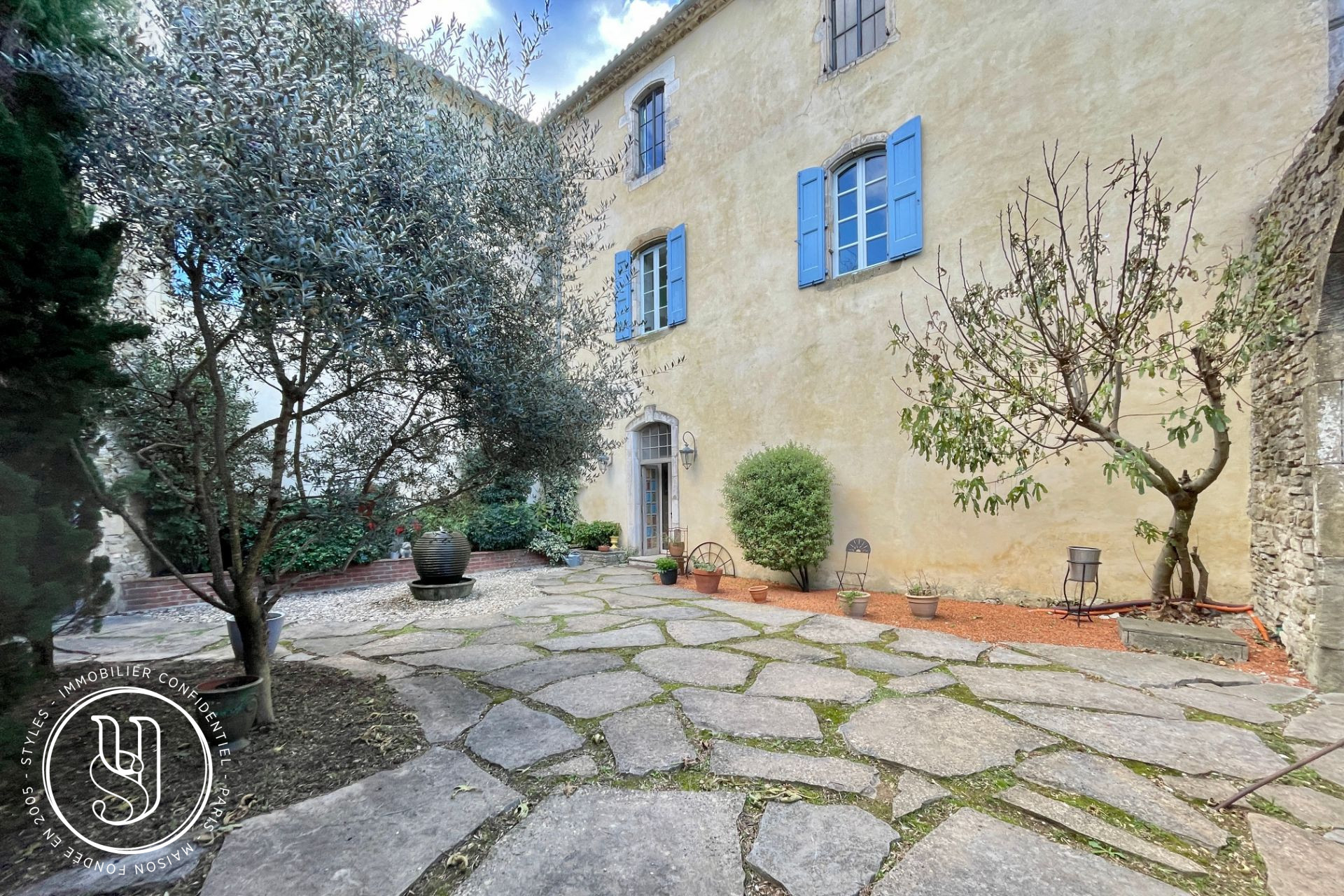 Uzès - - Cevennes, like a Tuscan castle - image 19