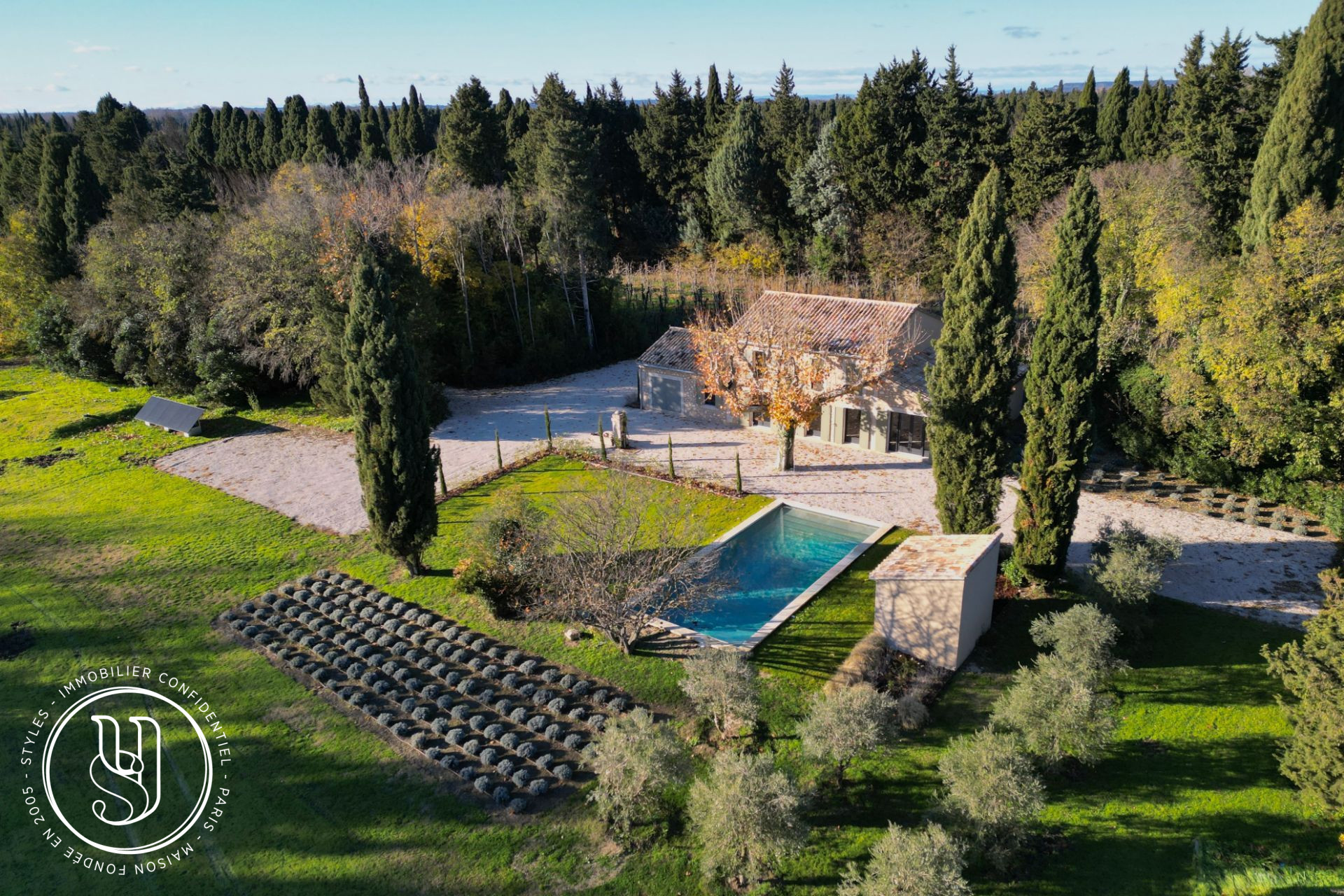 Eygalières - proche, authentique mas en pierre rénové - image 3