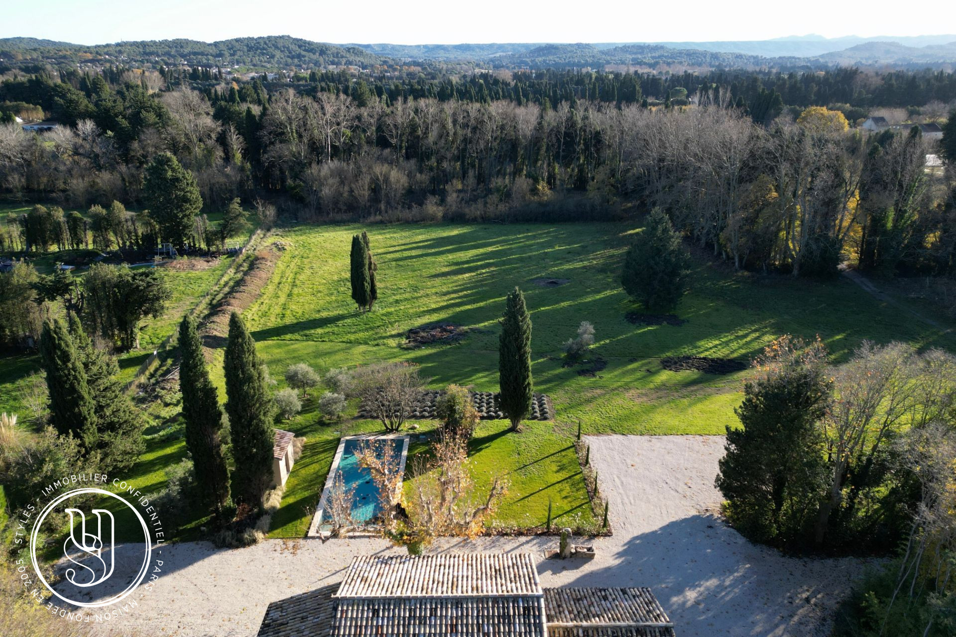 Eygalières - proche, authentique mas en pierre rénové - image 7