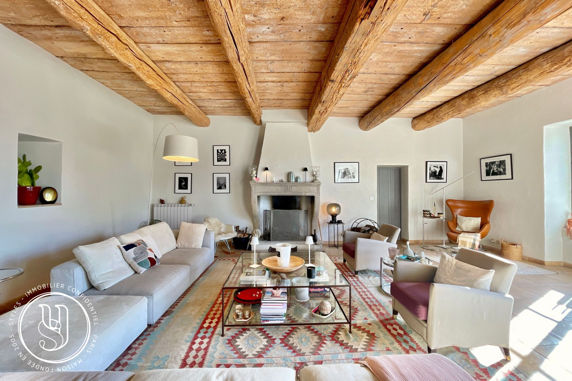Saint-Rémy-de-Provence - close by, a charming house in the heart of a Provençal village - image 12