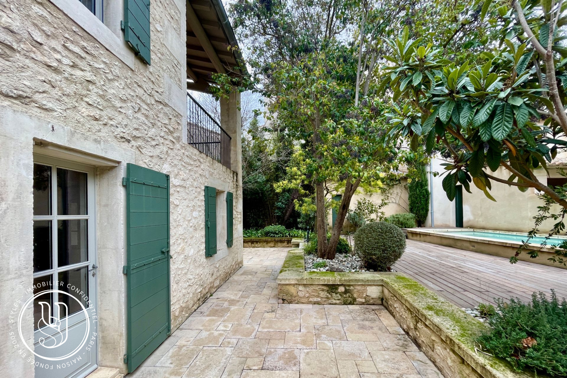 Saint-Rémy-de-Provence -  - Une adresse confidentielle, une propriété unique - image 11