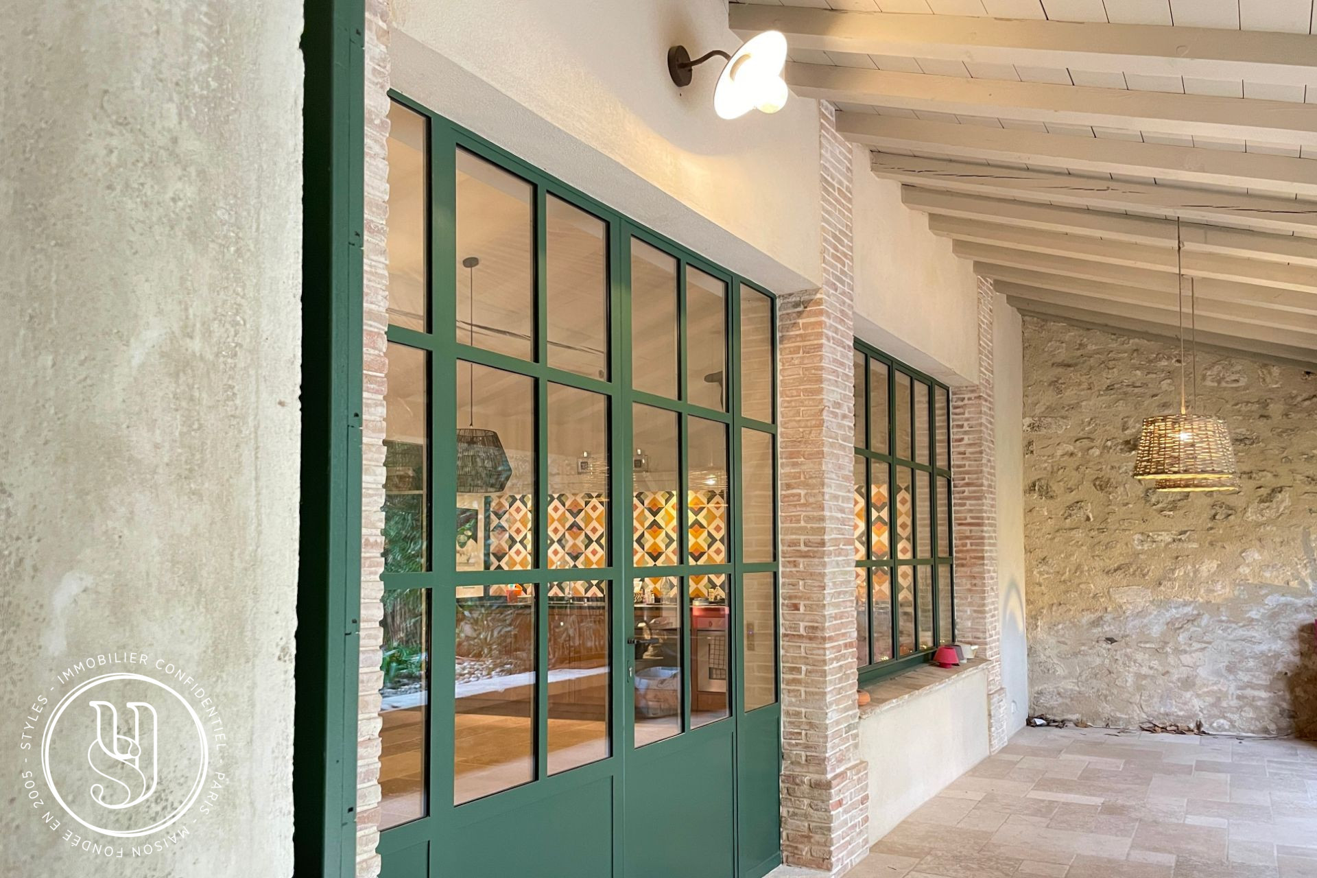 Saint-Rémy-de-Provence -  - Une adresse confidentielle, une propriété unique - image 14