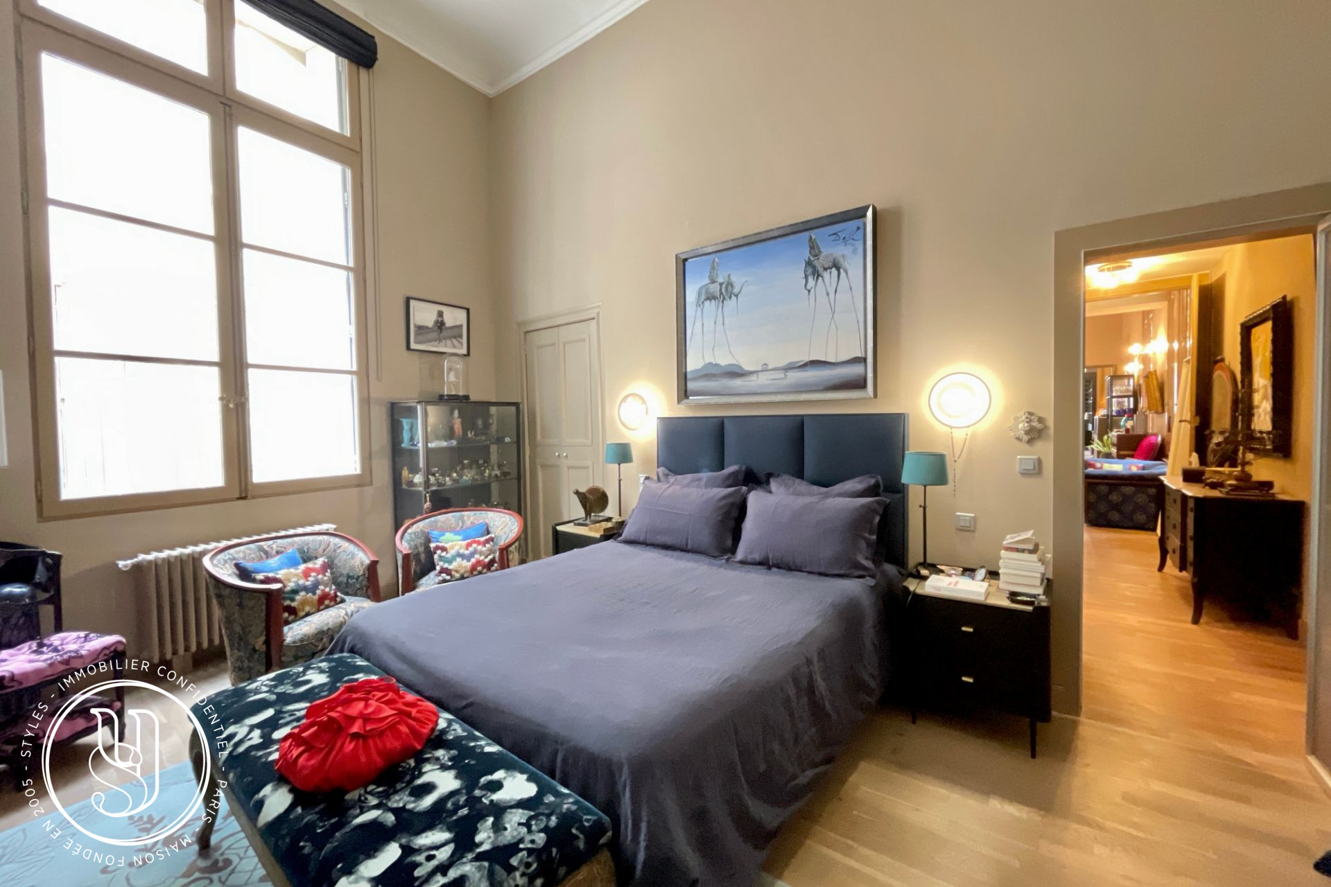 Montpellier - Apartment of 152m² with elevator and balcony overlooking Place - image 17
