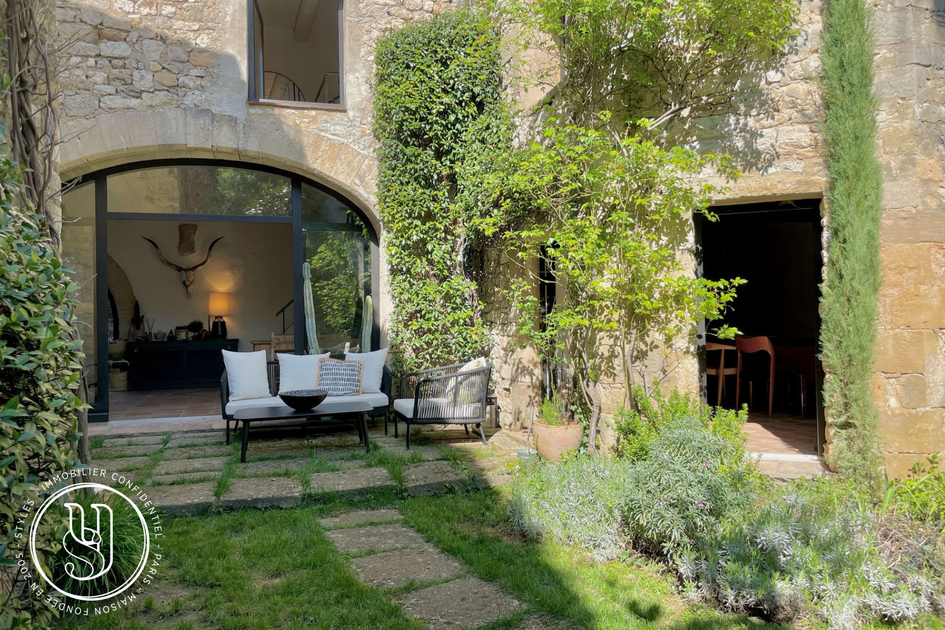 Uzès - close by, sold by S T Y L E S, with charm and elegance - image 9