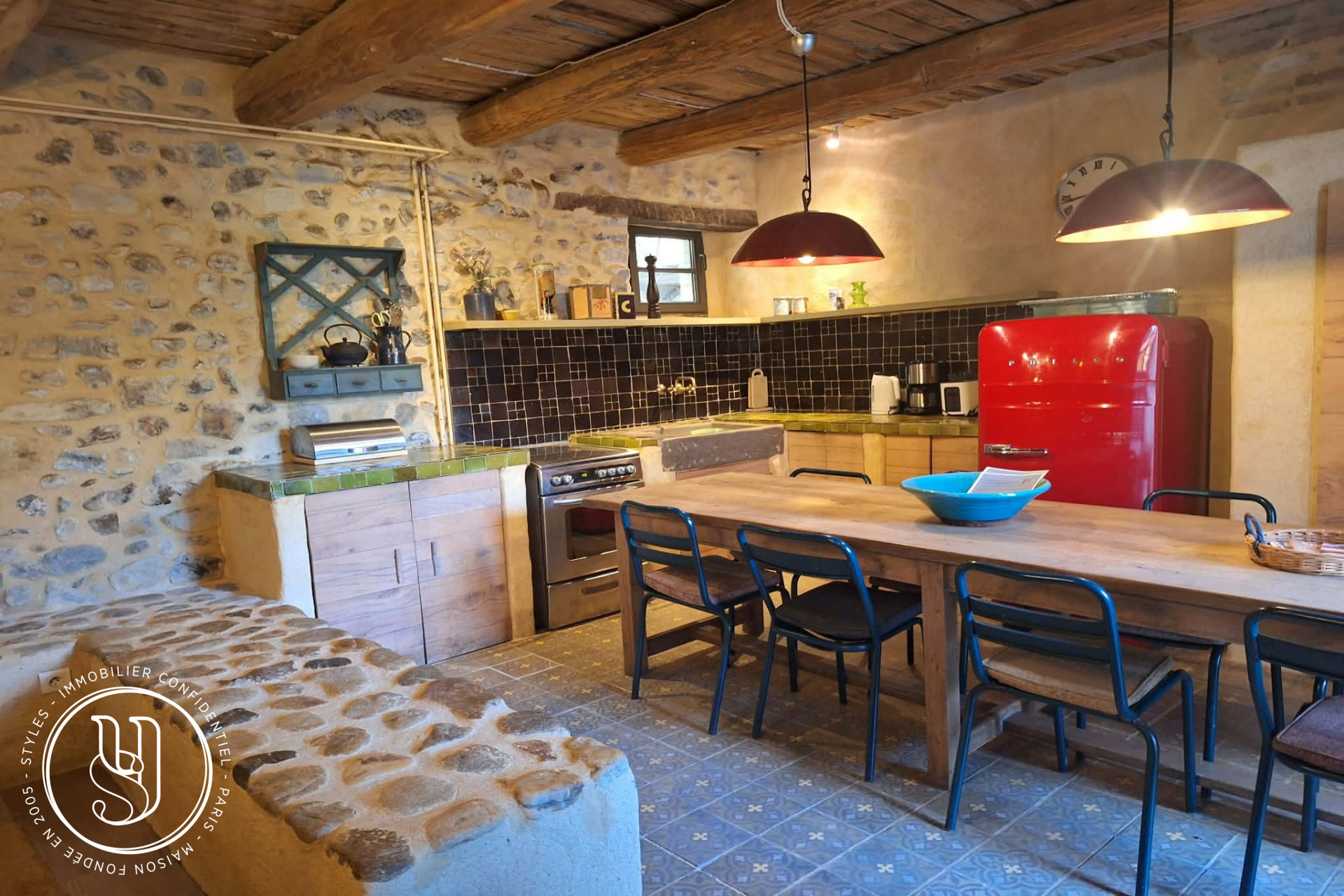 Uzès - nearby, on the way to the Cévennes, a charming setting - image 9