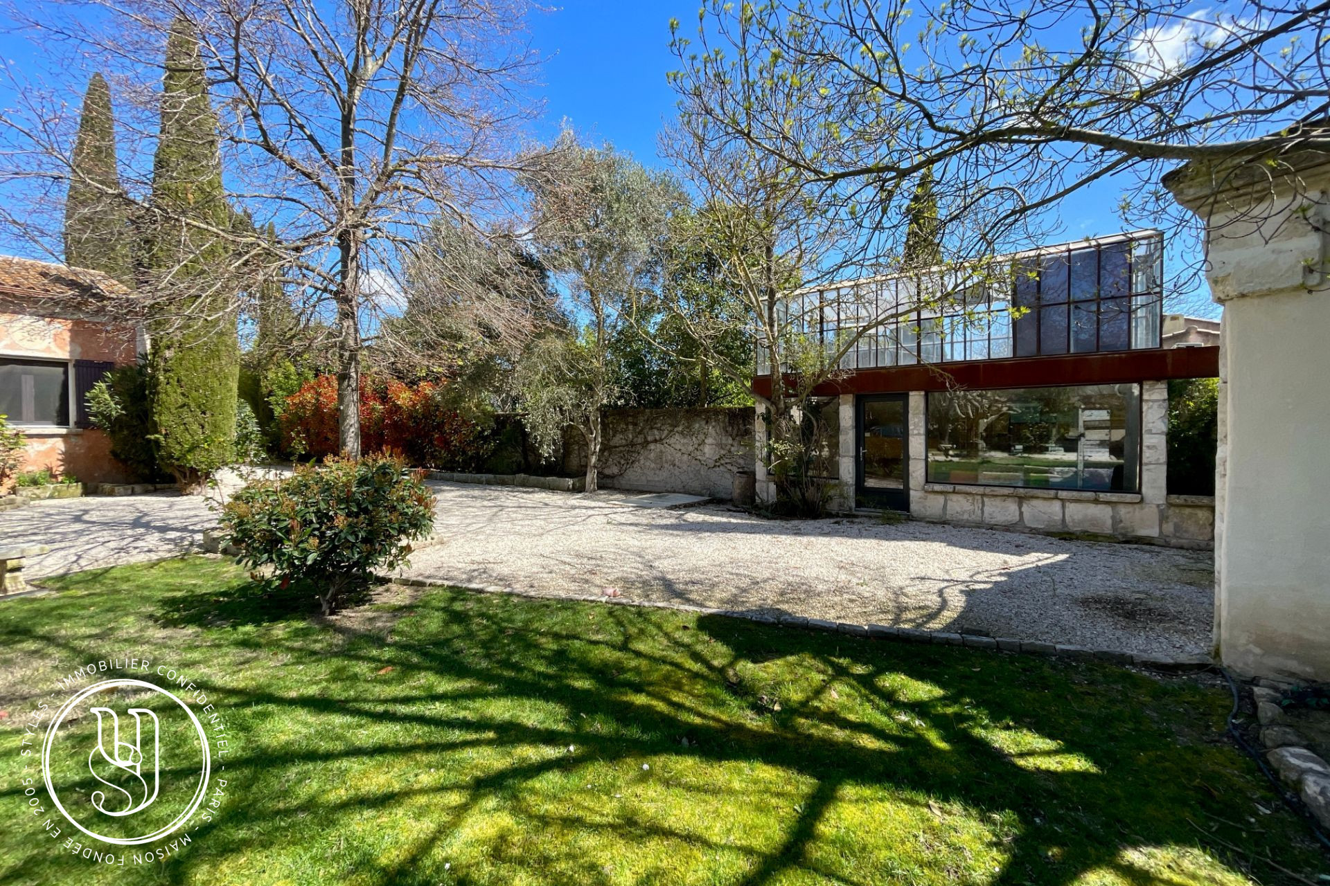 Eygalières - proche, mas de village rénové - image 19