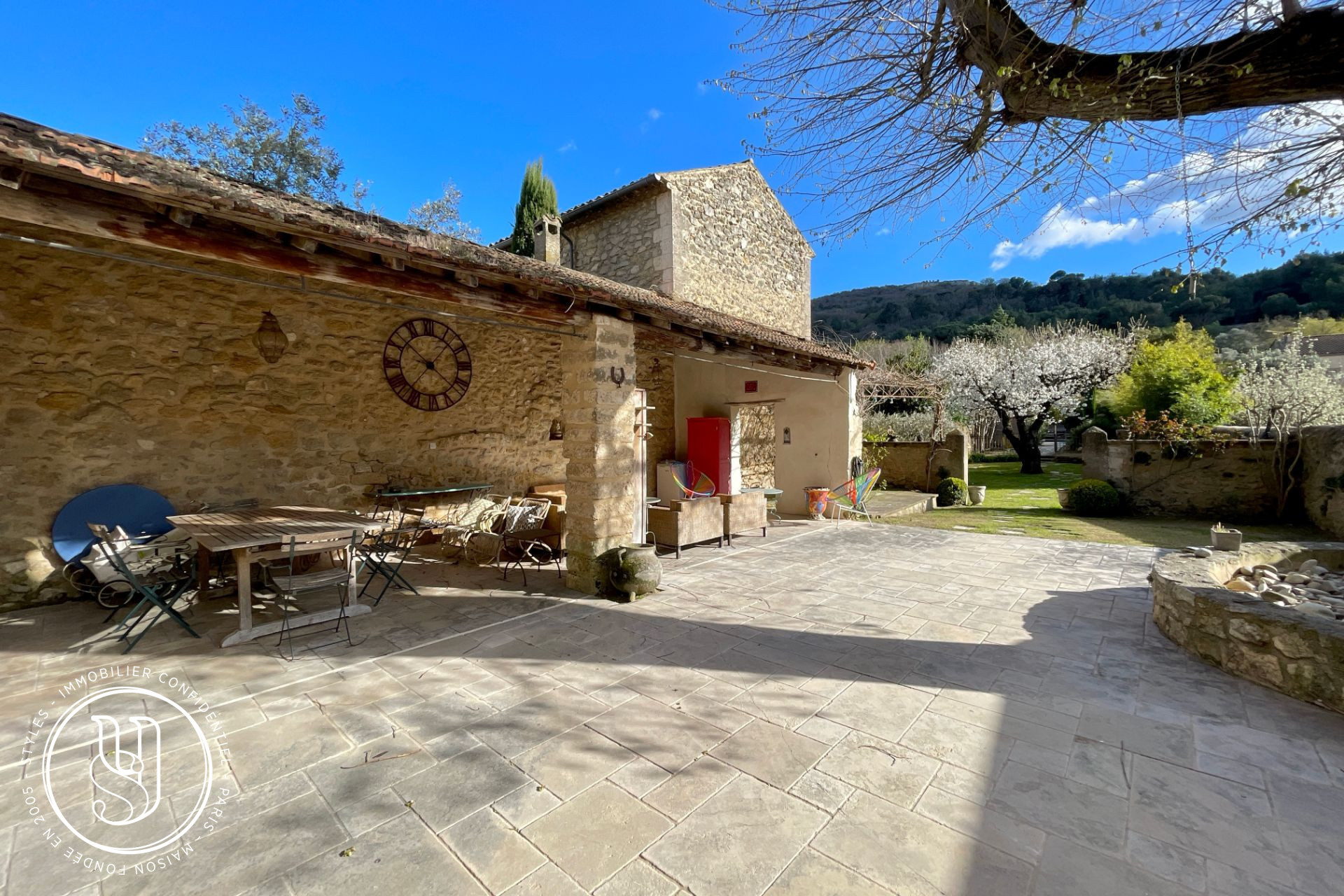 Saint-Rémy-de-Provence - proche, une demeure de charme au coeur d''un village provençal - image 10
