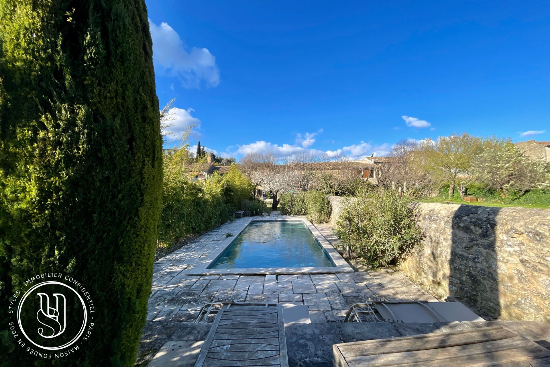 Saint-Rémy-de-Provence - proche, une demeure de charme au coeur d''un village provençal - image 6