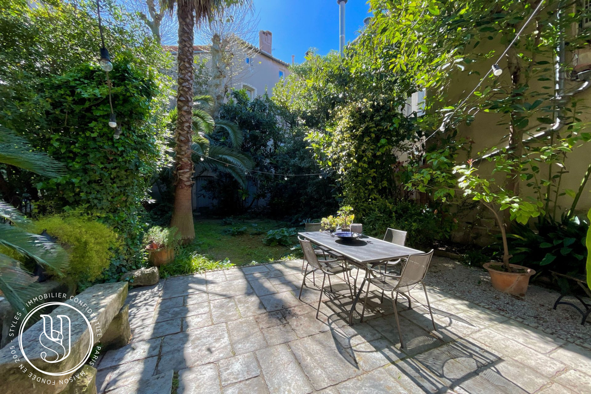 Montpellier - Foch district, quiet location, a property with a private garde - image 5