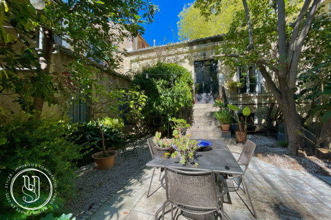 Montpellier - quartier Foch, au calme, un bien avec son jardin intimiste  - image 1