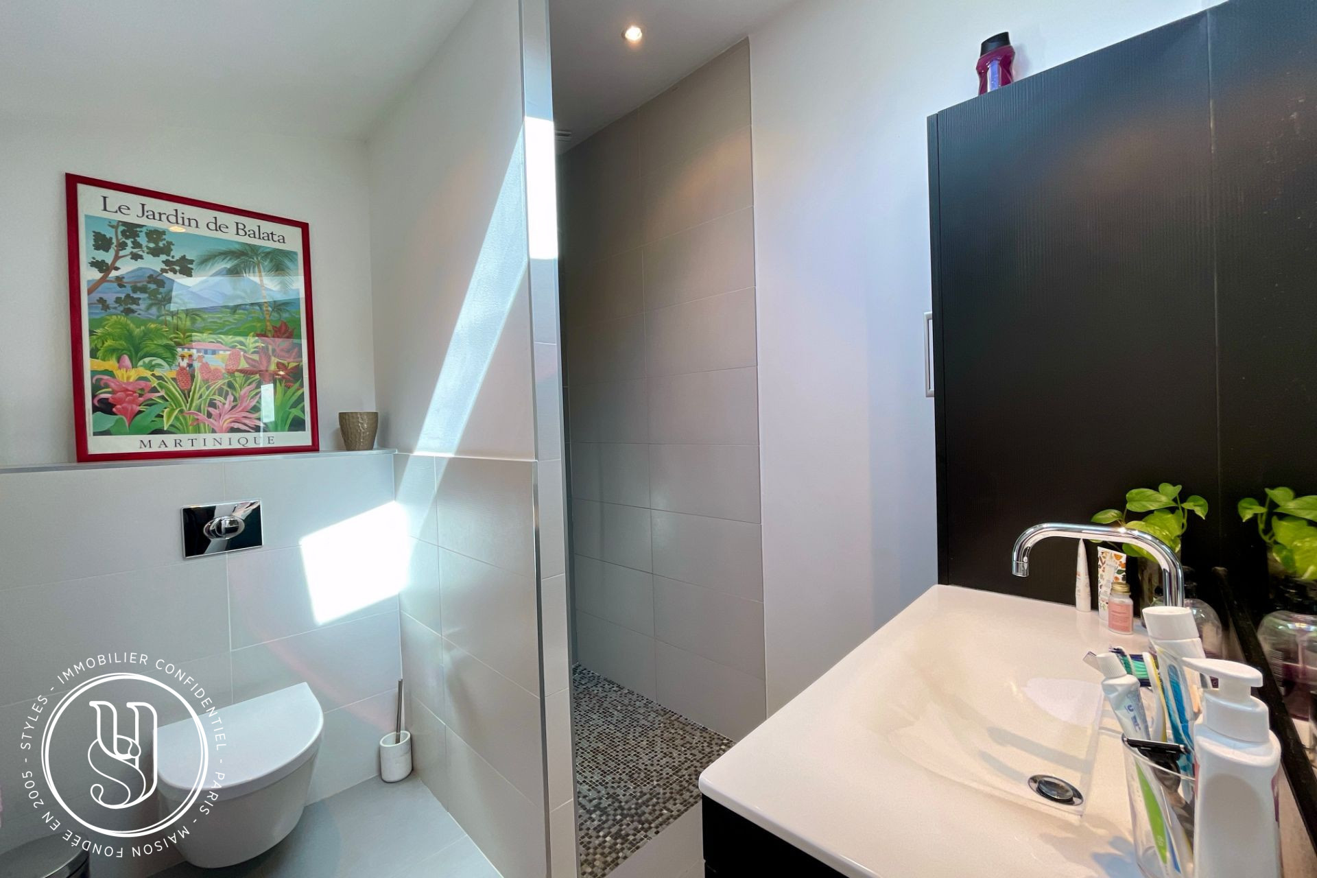 Montpellier - Foch district, quiet location, a property with a private garde - image 18