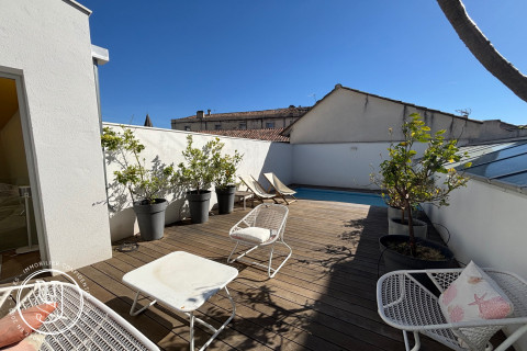Nîmes - - sought-after neighborhood - Maison Carrée / Quai de la Fonta - image 1