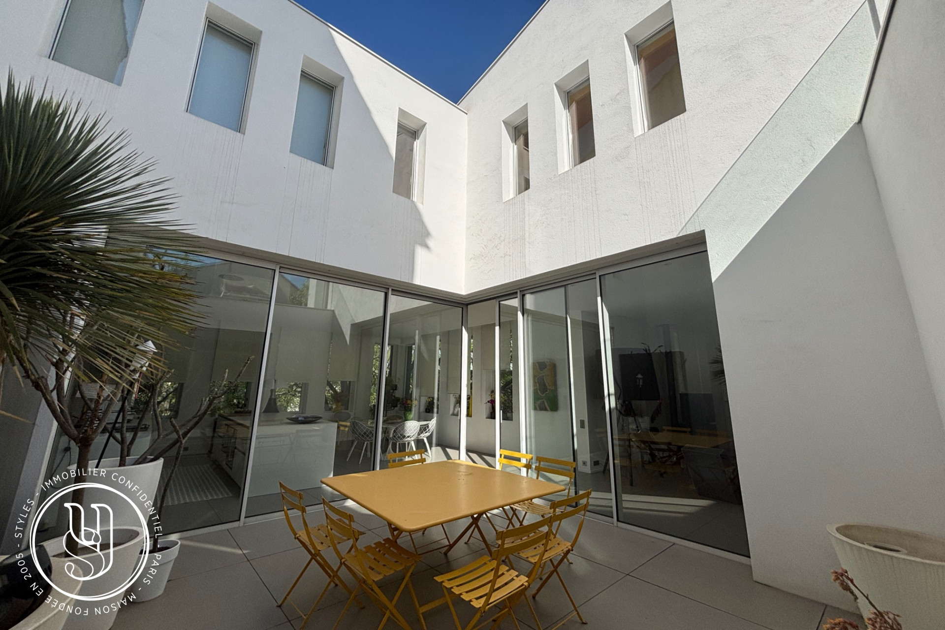 Nîmes - - sought-after neighborhood - Maison Carrée / Quai de la Fonta - image 3