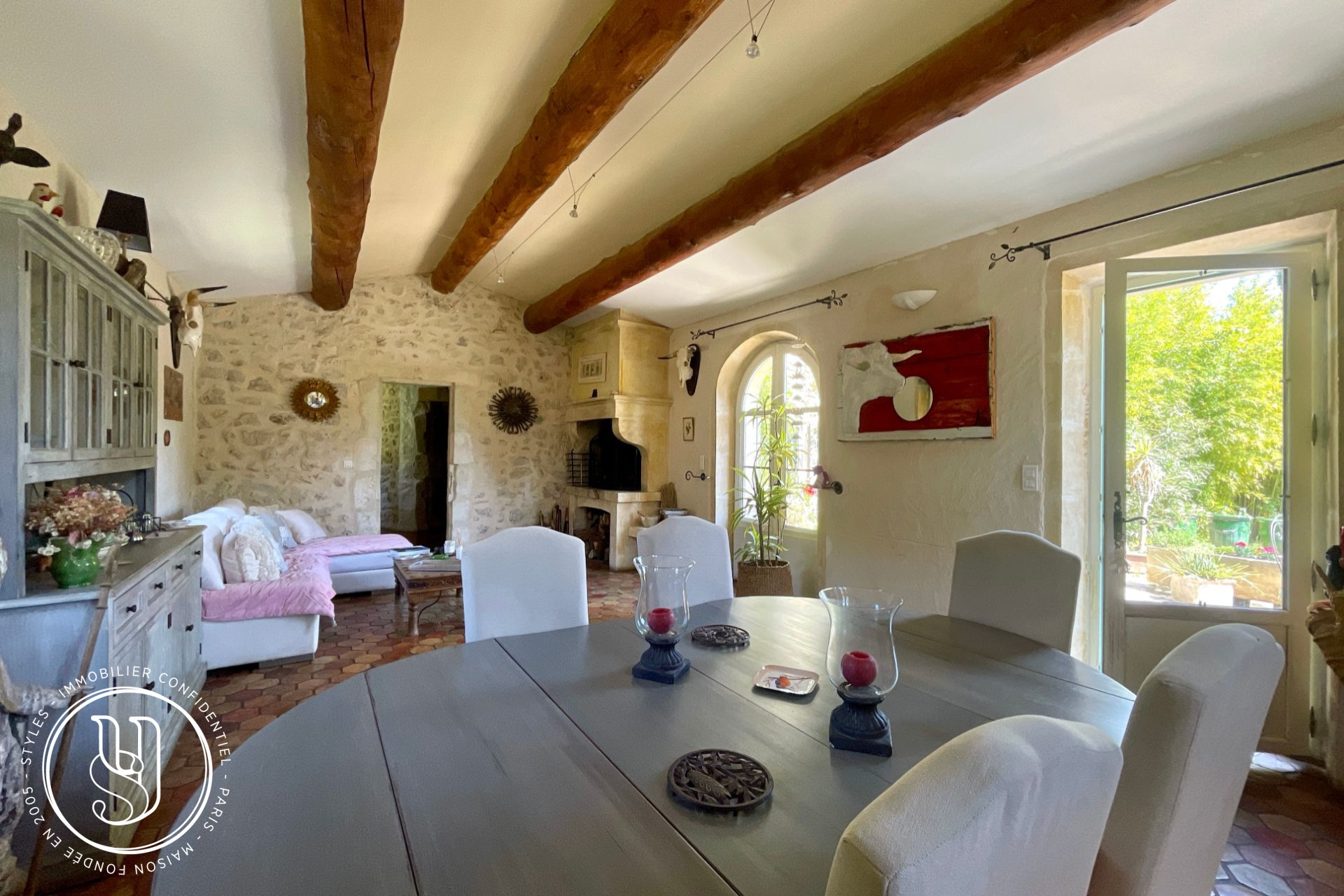 Eygalières - Un domaine confidentiel au coeur des Alpilles avec vues - image 13