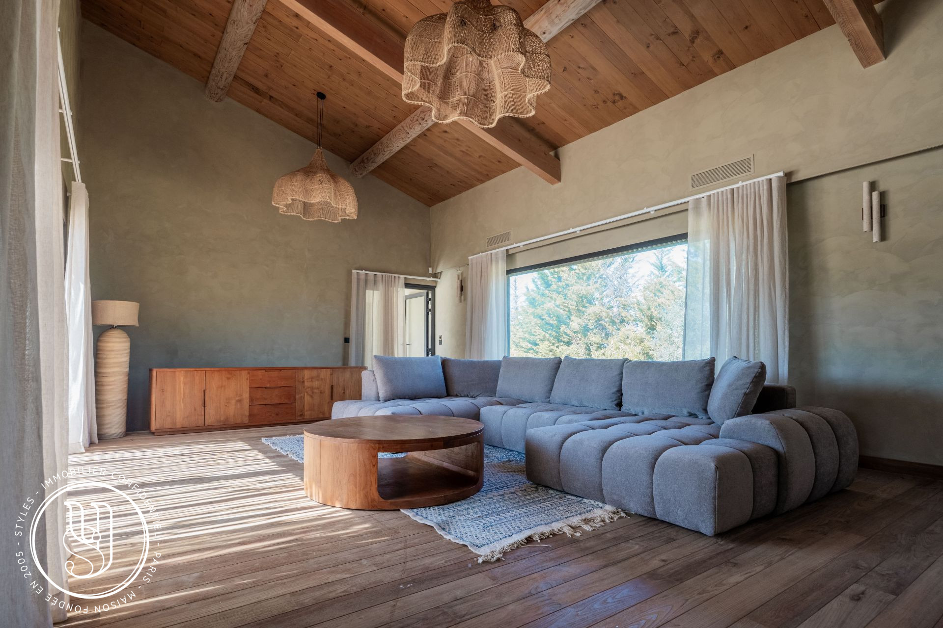 Eygalières - A contemporary signature with views - image 5