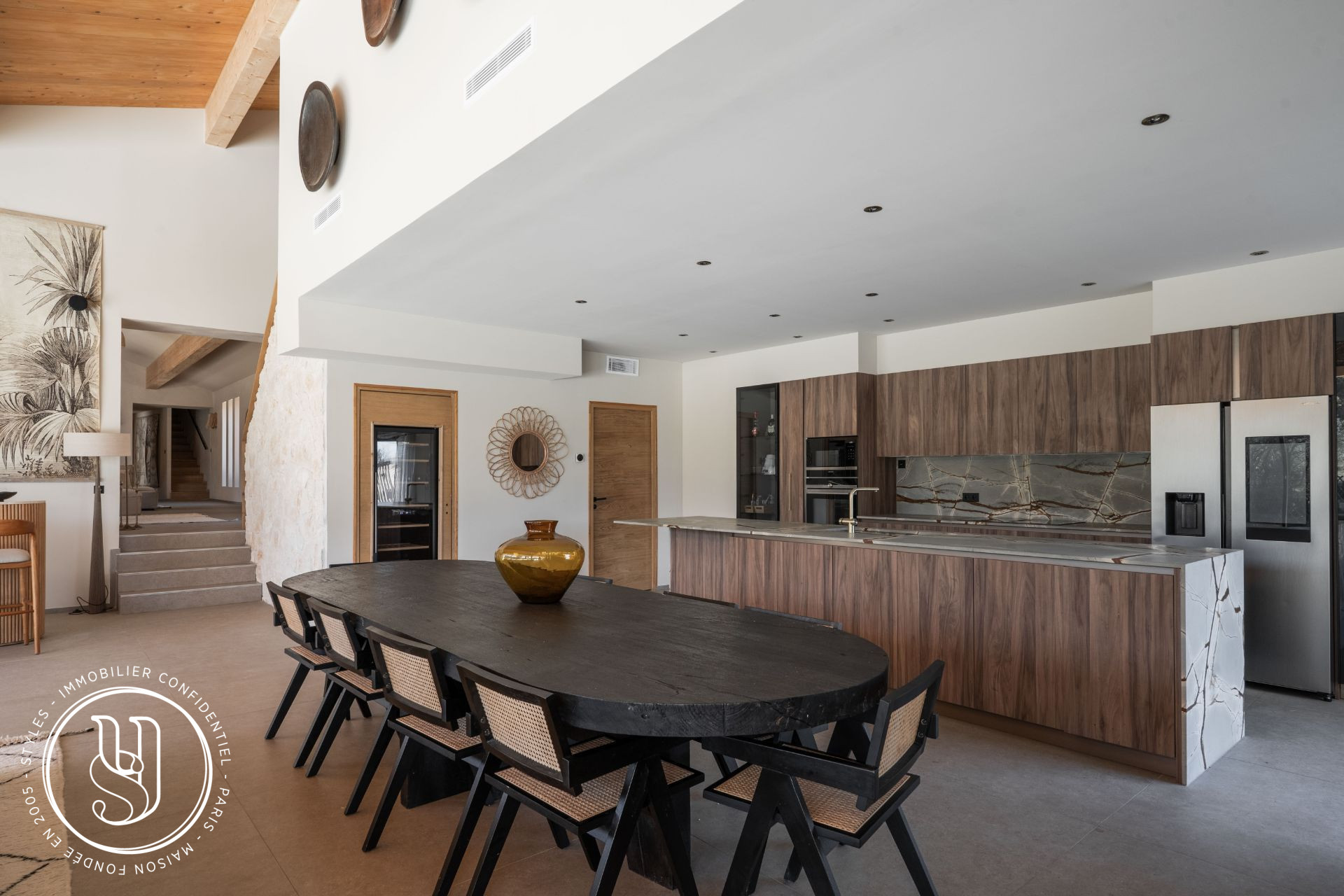 Eygalières - An exceptional property overlooking the Alpilles - image 3