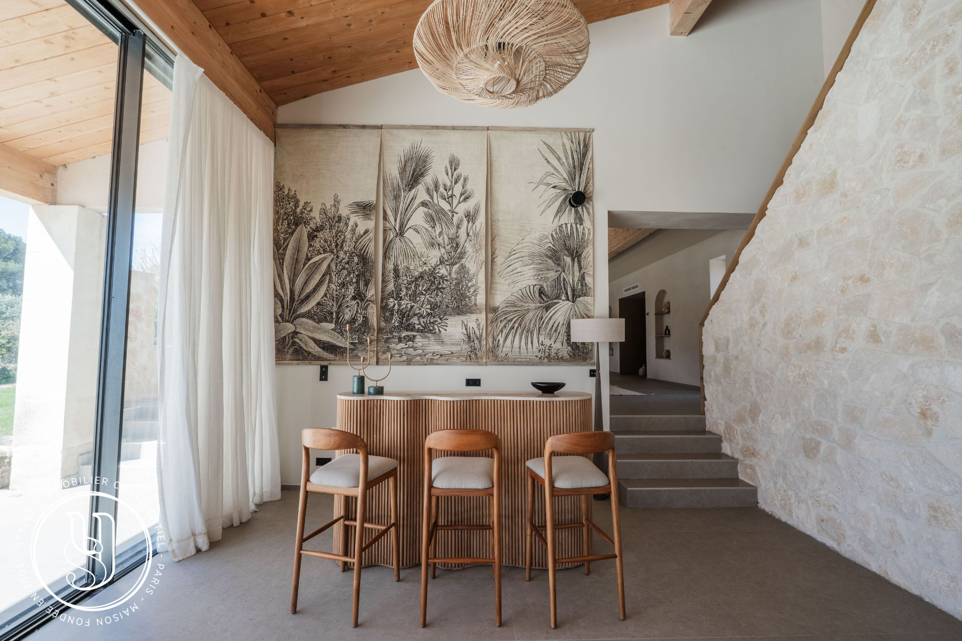 Eygalières - An exceptional property overlooking the Alpilles - image 11