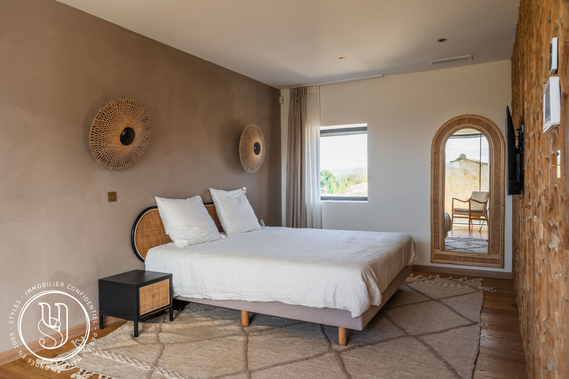 Eygalières - An exceptional property overlooking the Alpilles - image 14