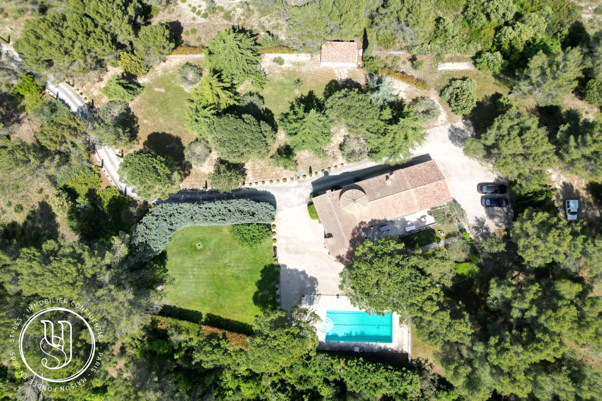 Eygalières - proche, Propriété de caractère à fort potentiel - image 7