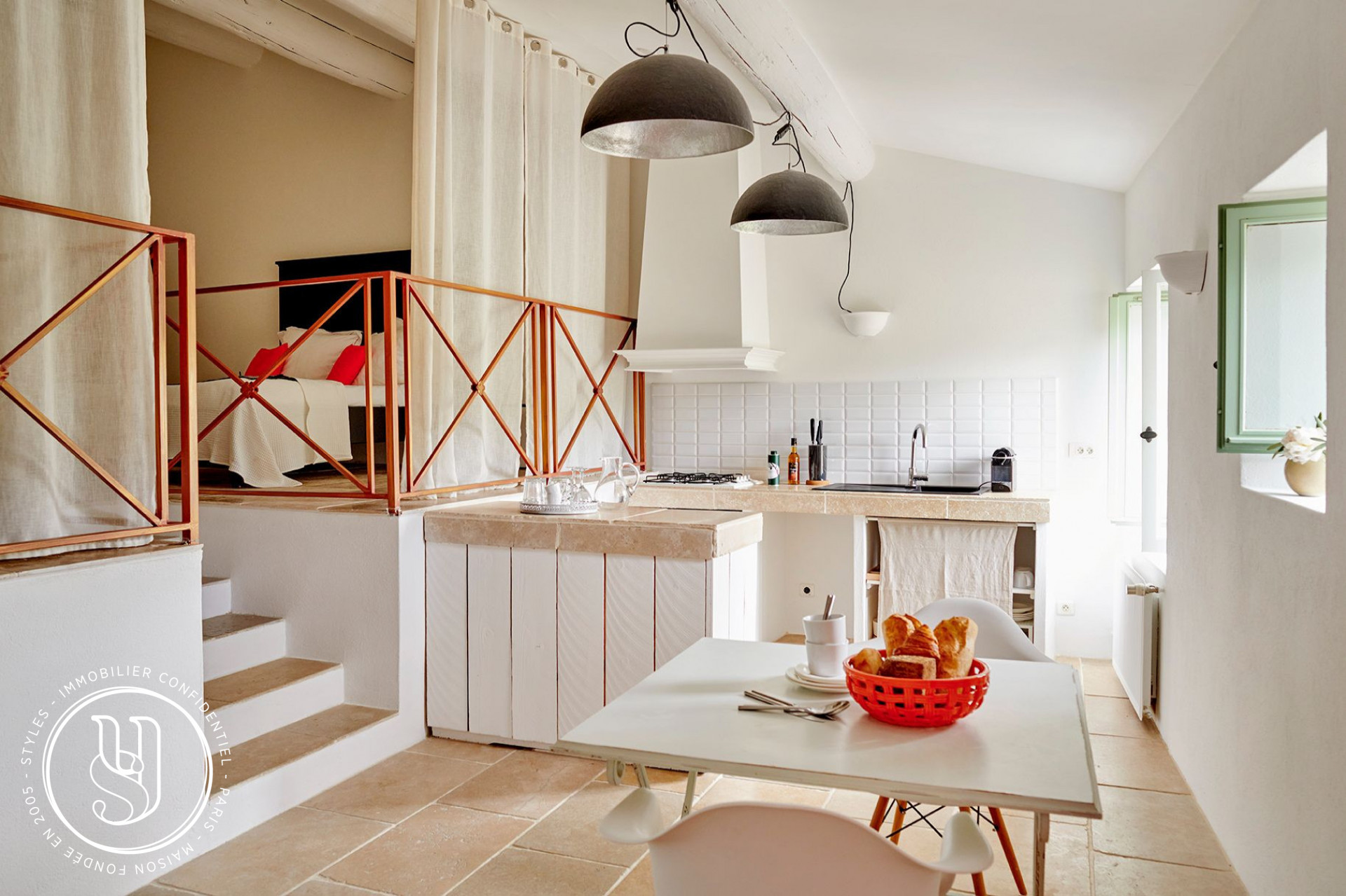 Uzès - close by, a peaceful haven with undeniable charm and unobstruc - image 13