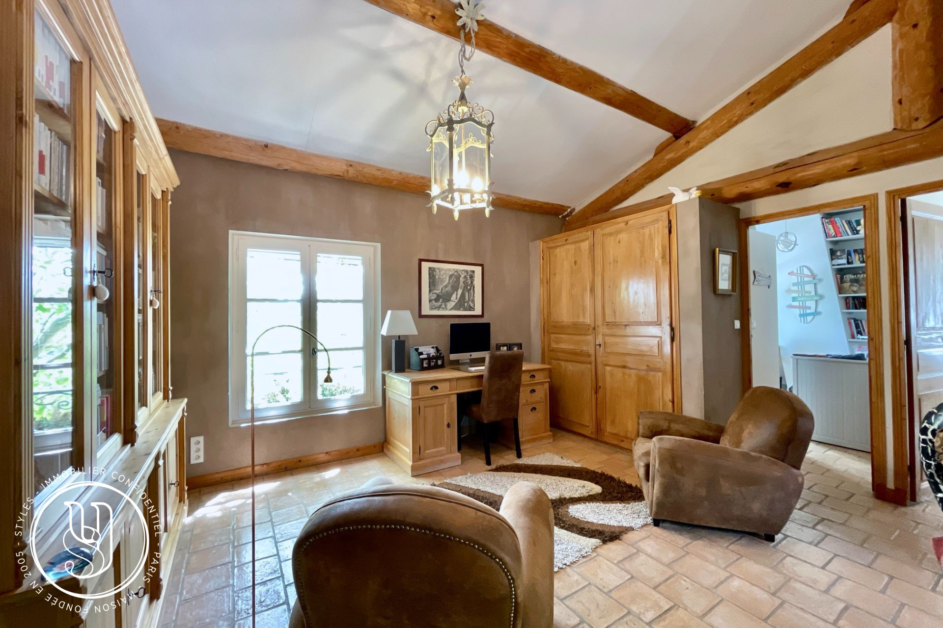 Uzès - Under offer S T Y L E S, nearby, a charming house - image 11