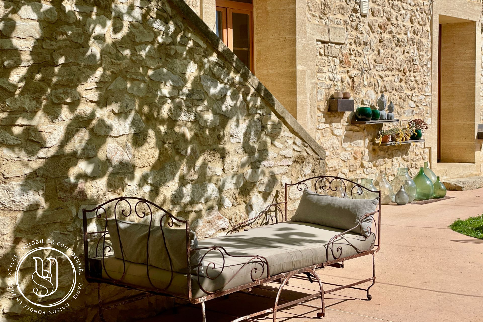 Uzès - close by, An extraordinary character property - image 20