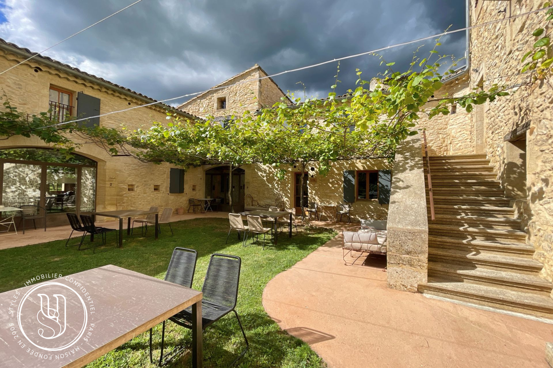 Uzès - close by, An extraordinary character property - image 18