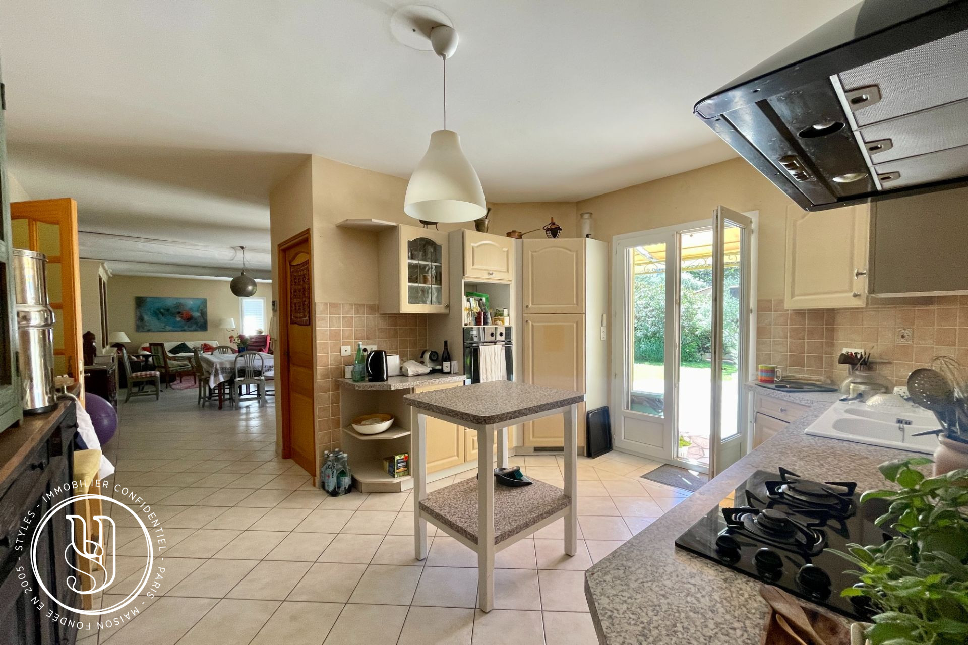 Uzès - Charming villa with a swimming pool in the heart of Uzès - image 5
