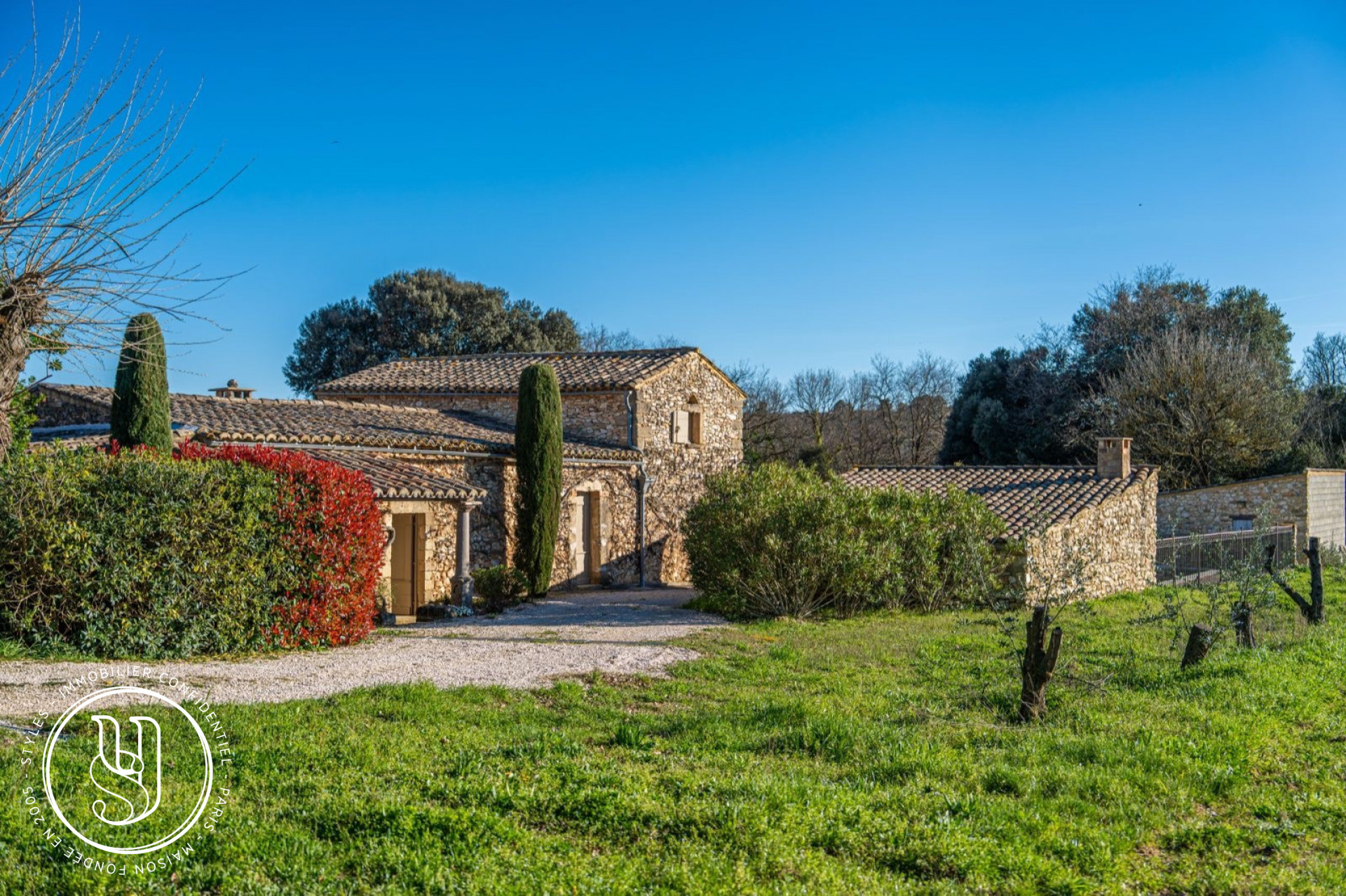 Uzès - region, a charming country house with incredible views - image 9