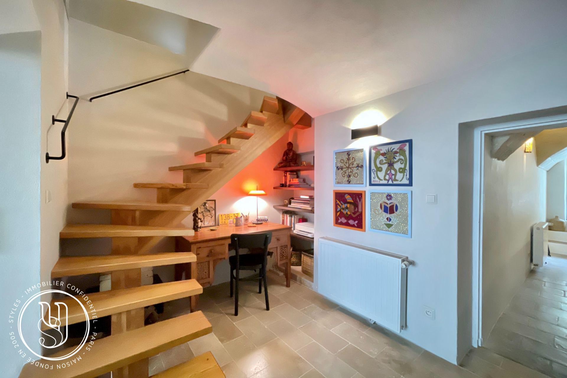 Uzès - Exceptional location in the heart of Uzès - image 16