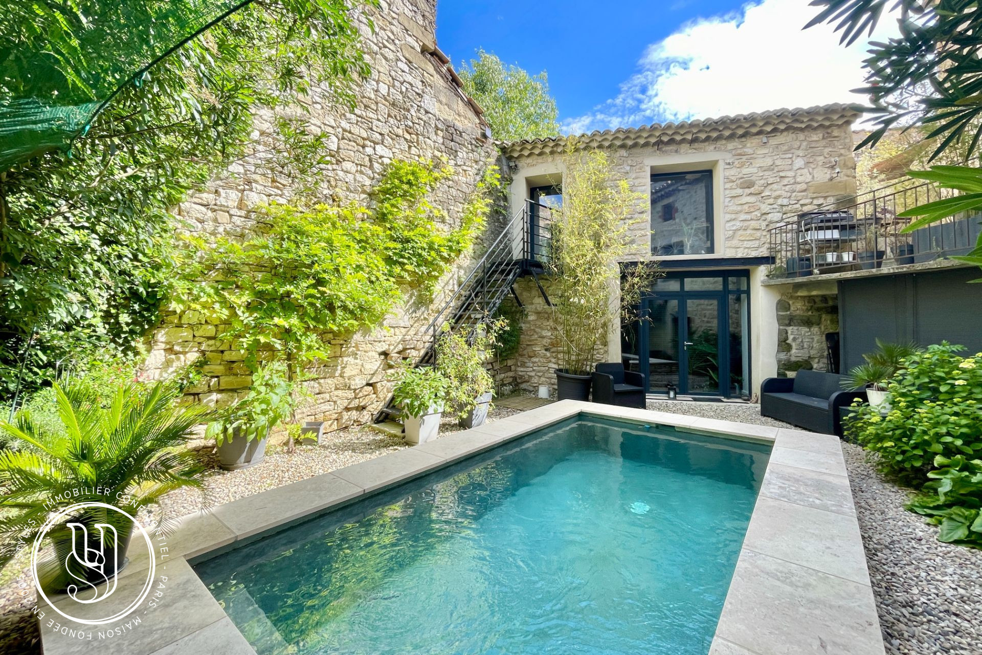 Uzès - close by, a new embodiment of elegance - image 11
