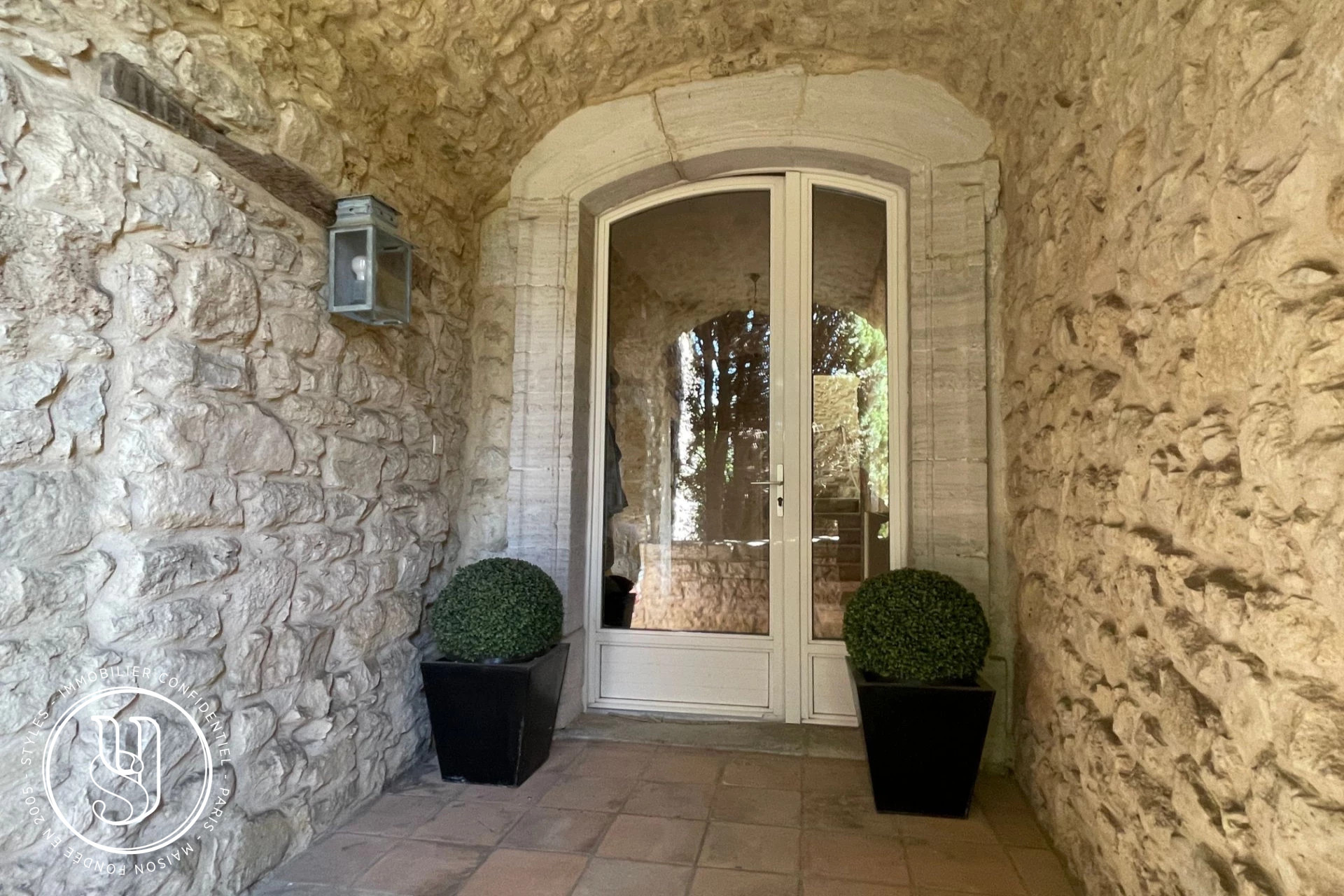 Uzès - close by, Between stone and light: the soul of a priory. - image 20