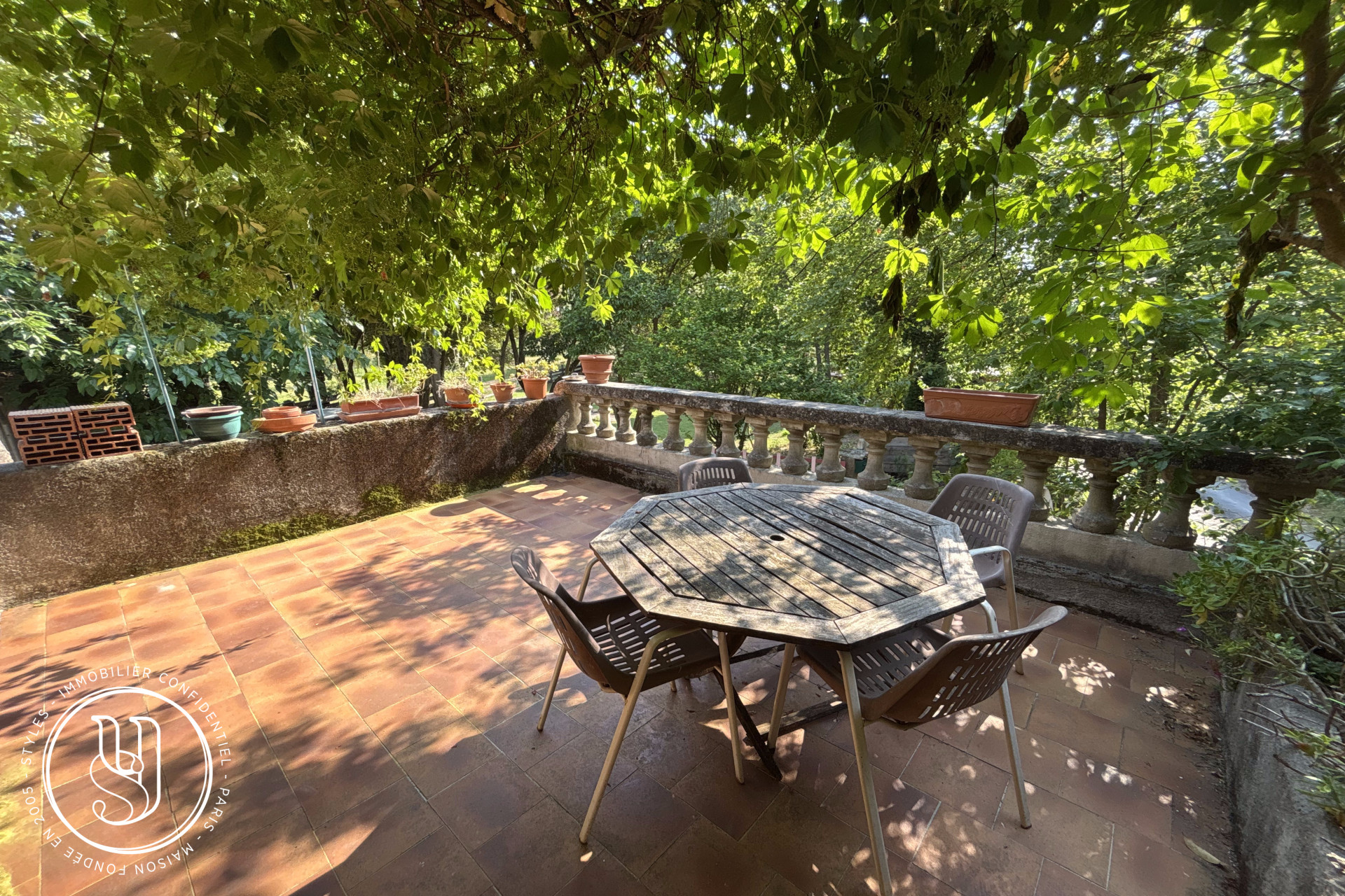 Uzès - -Anduze, a farmhouse to be completely renovated and its 2 hect - image 2