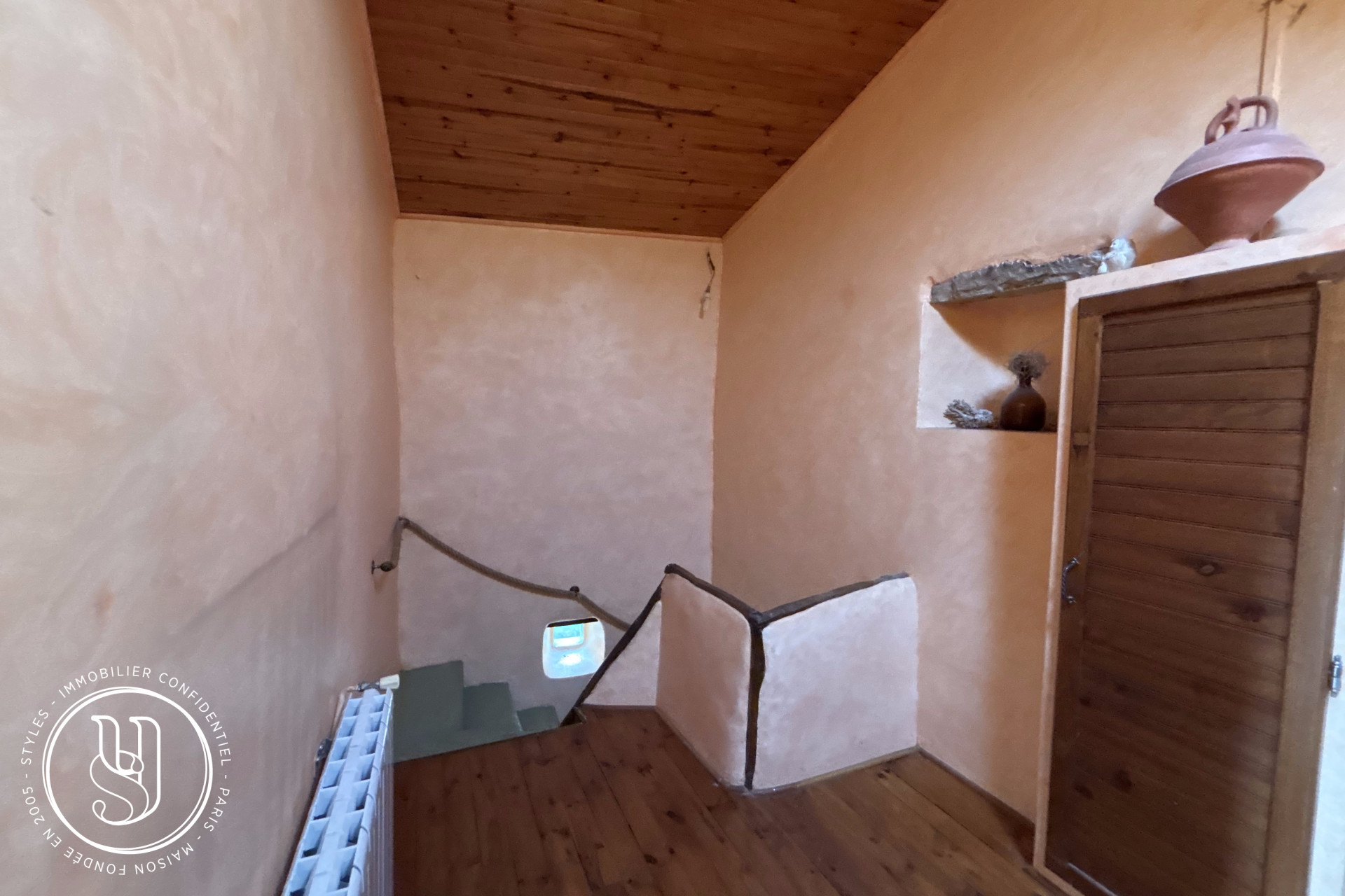 Uzès - -Anduze, a farmhouse to be completely renovated and its 2 hect - image 7