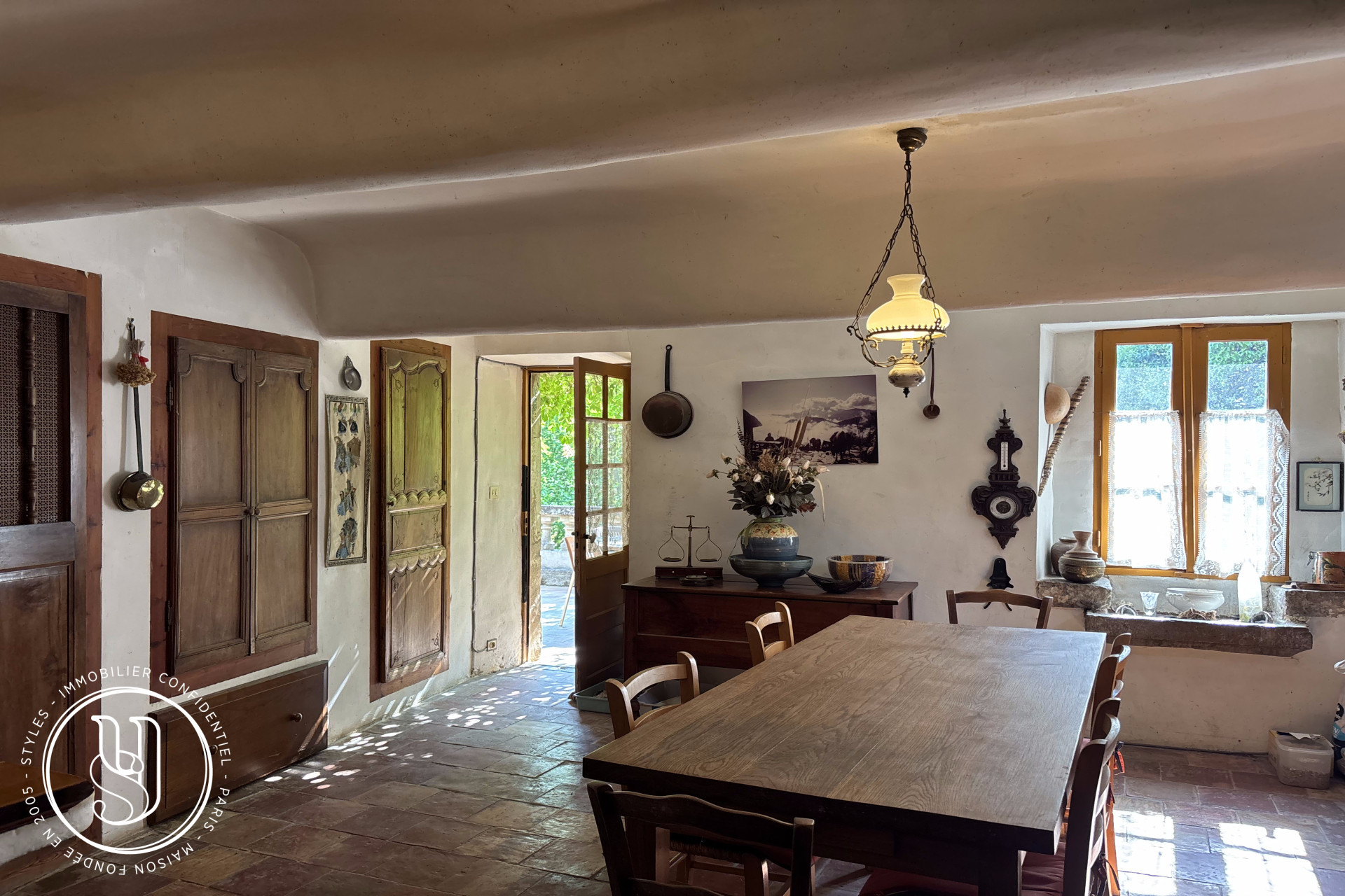 Uzès - -Anduze, a farmhouse to be completely renovated and its 2 hect - image 3